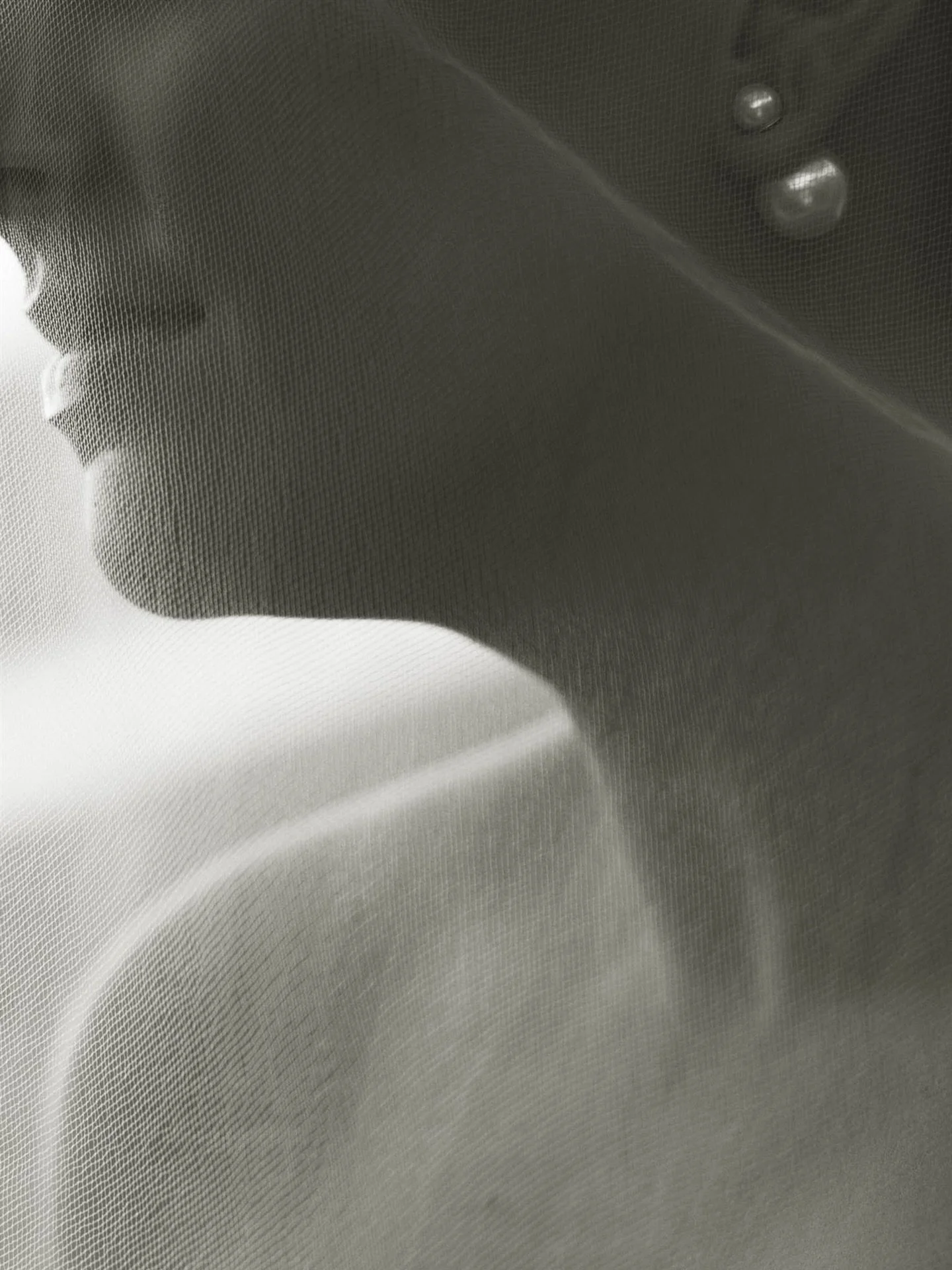 Finally breaking the Instagram hiatus and I felt it would only be right to come back by sharing some of Kennedy&rsquo;s bridals 🤍

Her bridal session took place on family land in November, and it was soft, romantic, and completely her. At the beginn