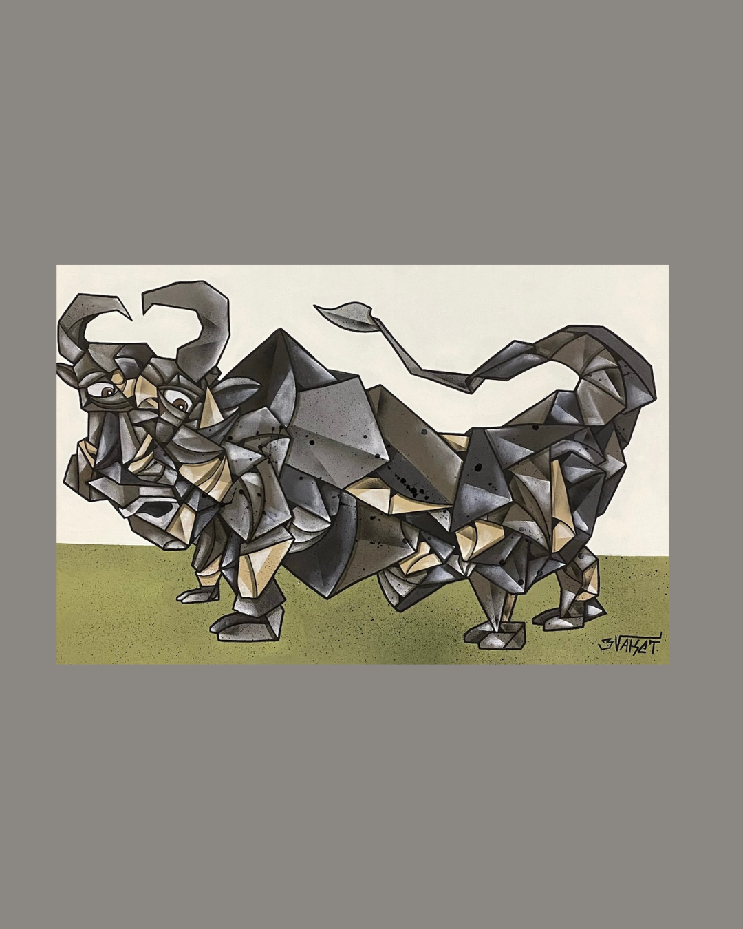 Une sculpture d'un amoncellement de formes géométriques représentant un animal hybride, avec une tête de rhinocéros et la queue d'un autre animal, fabriquée à partir de morceaux de métal colorés.