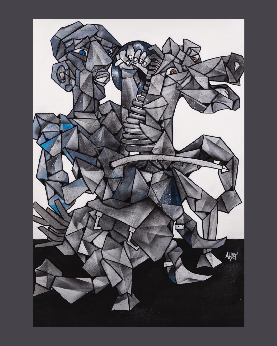 Une peinture de style cubiste représentant un homme en train de monter un cheval. La palette de couleurs est principalement en nuances de gris, avec quelques touches de bleu et d'orange.