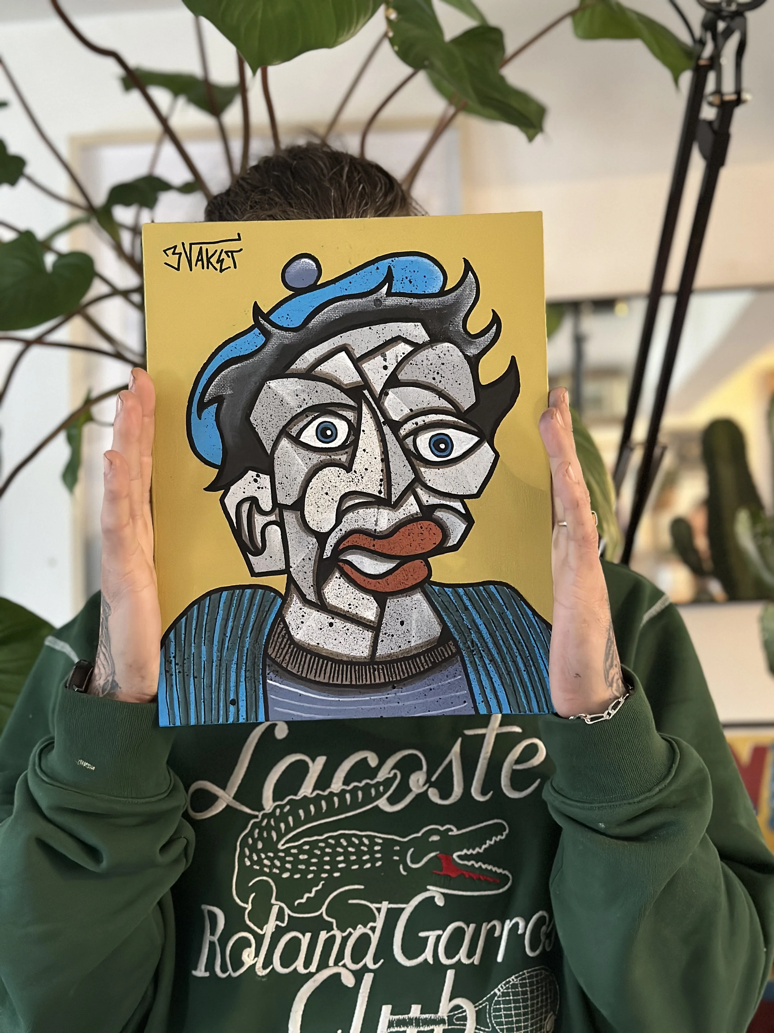 Les 365 sont un projet artistique consistant en la création de 365 petites œuvres, chacune mesurant 30x24 cm, réalisées sur des cartons entoilés tous numérotées.

Ce projet vise à capturer l'essence du quotidien. Chaque œuvre représente une pièce uni