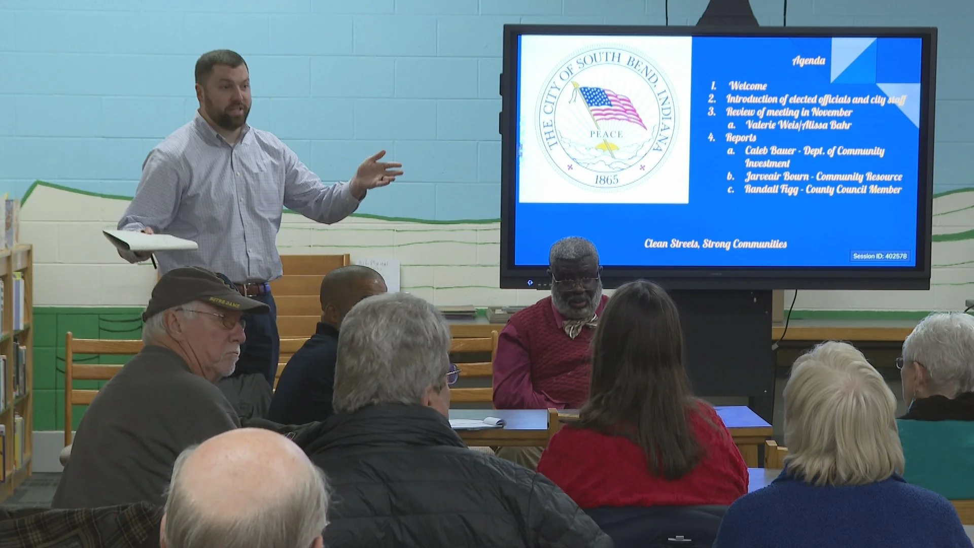 Town hall addresses Lafayette Falls residents' construction concerns.