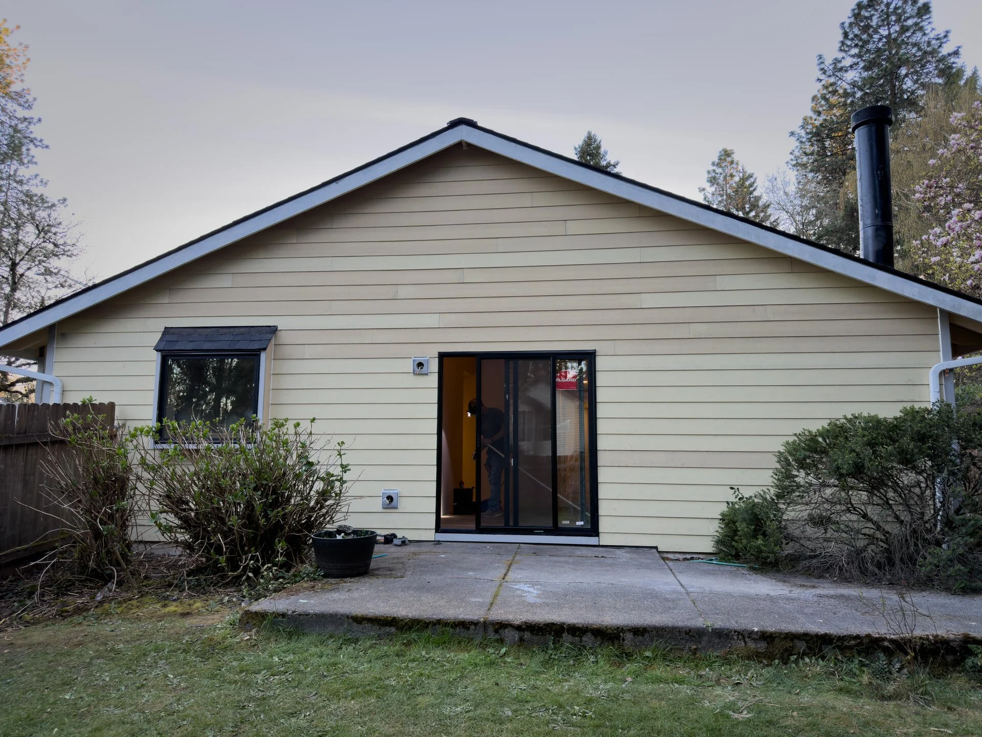 Milgard-door-installation-hillsboro.jpg