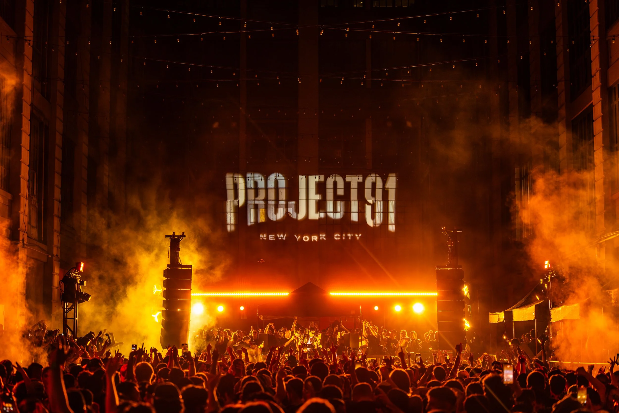  INDUSTRY CITY 
 DESIGN // BUILD // PROGRAM // OPERATION 