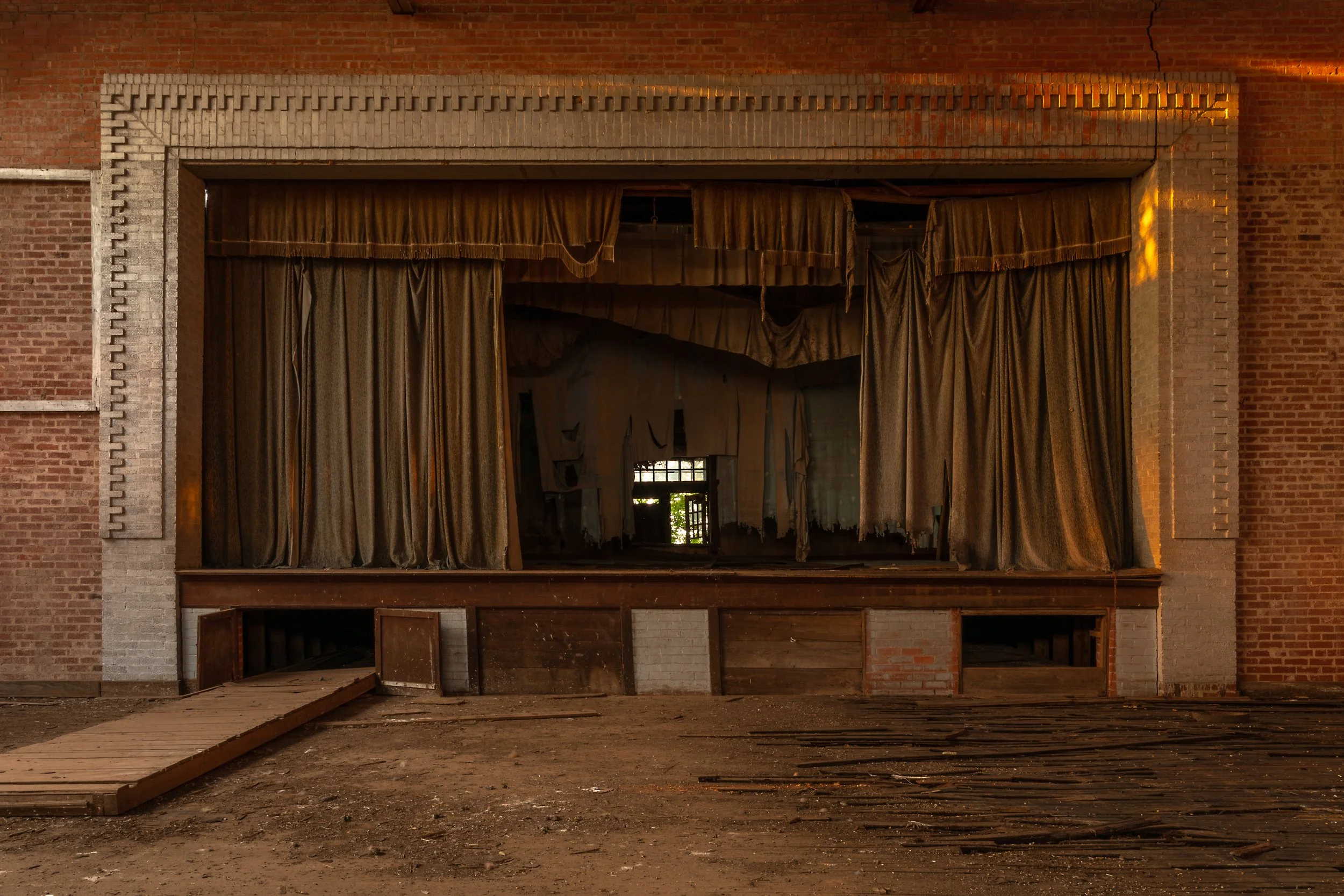 gililand theater curtain.jpg