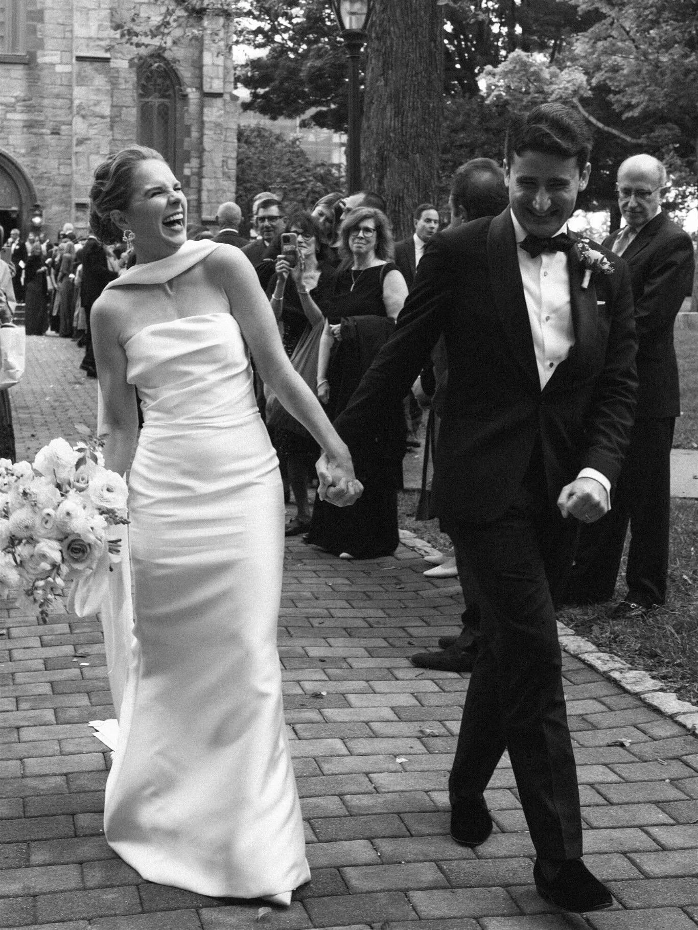 Microseconds for keeps.

Venues &bull;  @newyorkac @fordhamuniversity @nybg 
Day-of coordination &bull; @thedayofcompany 
Gorgeous hosts &bull; @emmajoancarroll @ryancampi
Beauty &bull; @makeupby_flynn @feiziee_h @davidbroggi_
Floral &bull; @bloomie_