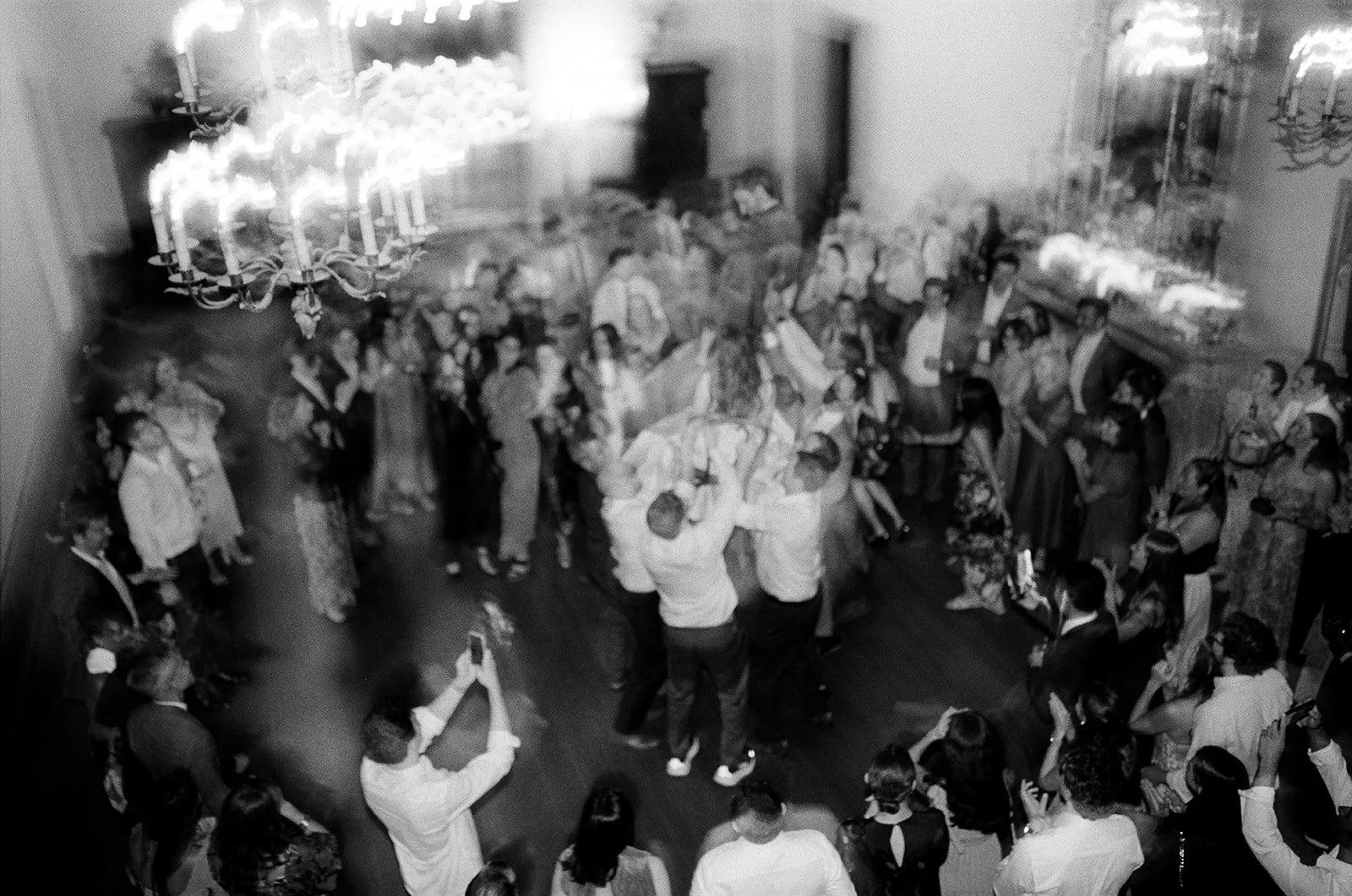 Julie+Jonathan-1255.jpg