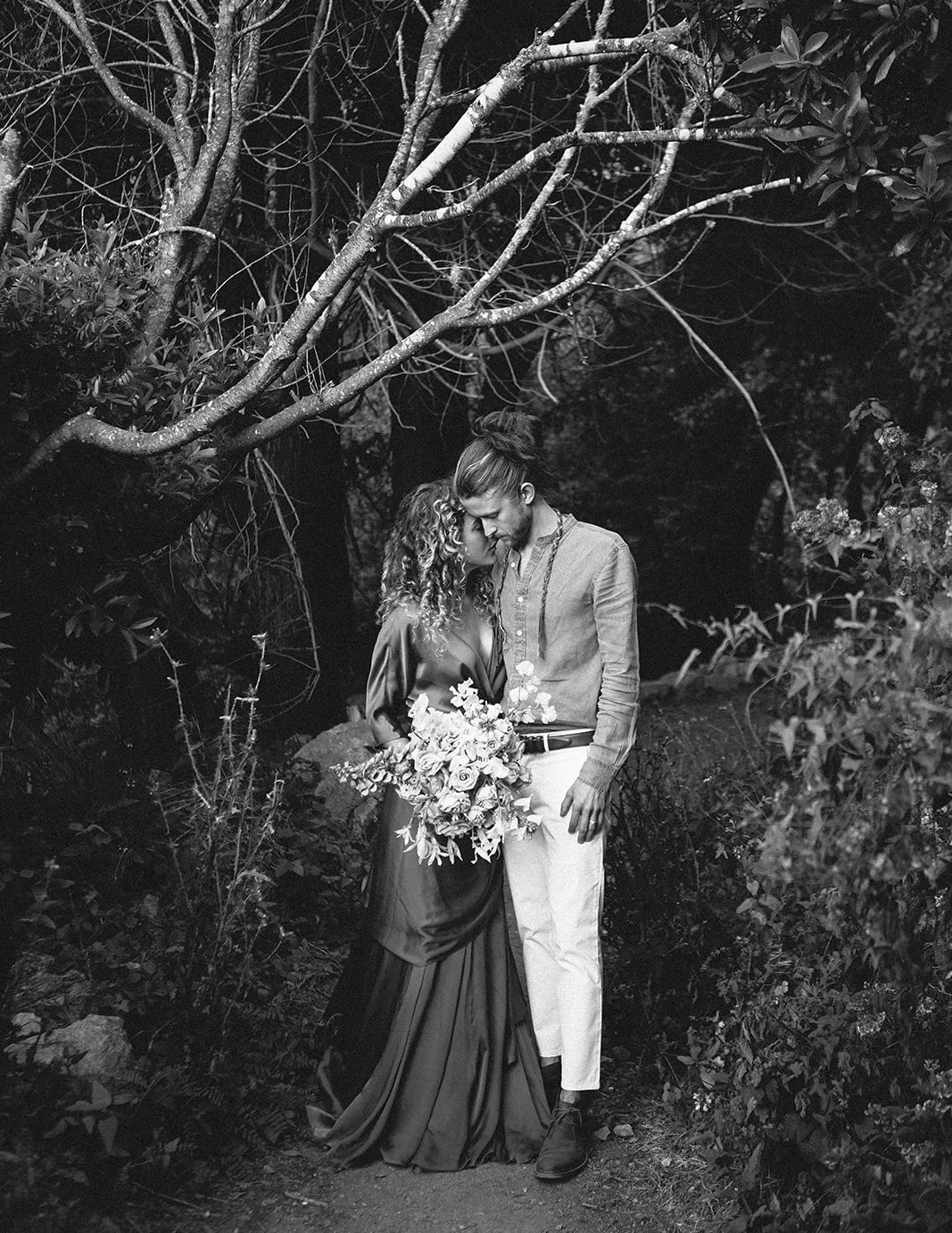 DianaRotheryWeddings_Henry Miller Library Big Sur Wedding-8.jpg
