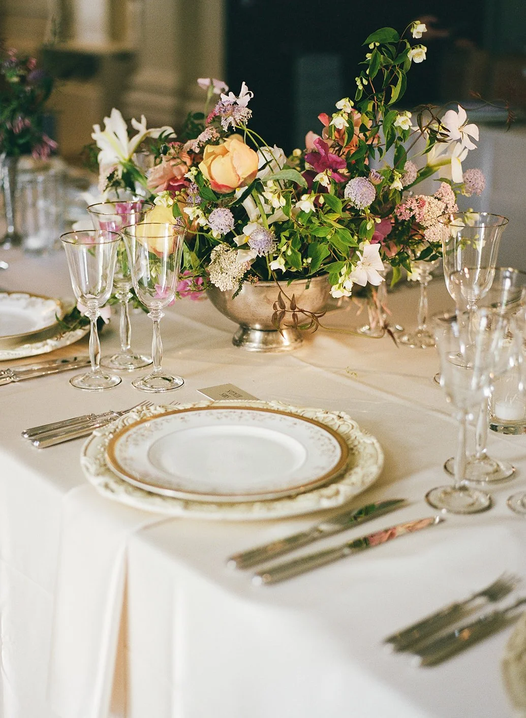 DianaRotheryWeddings_San Francisco Flood Mansion Wedding-12.jpg