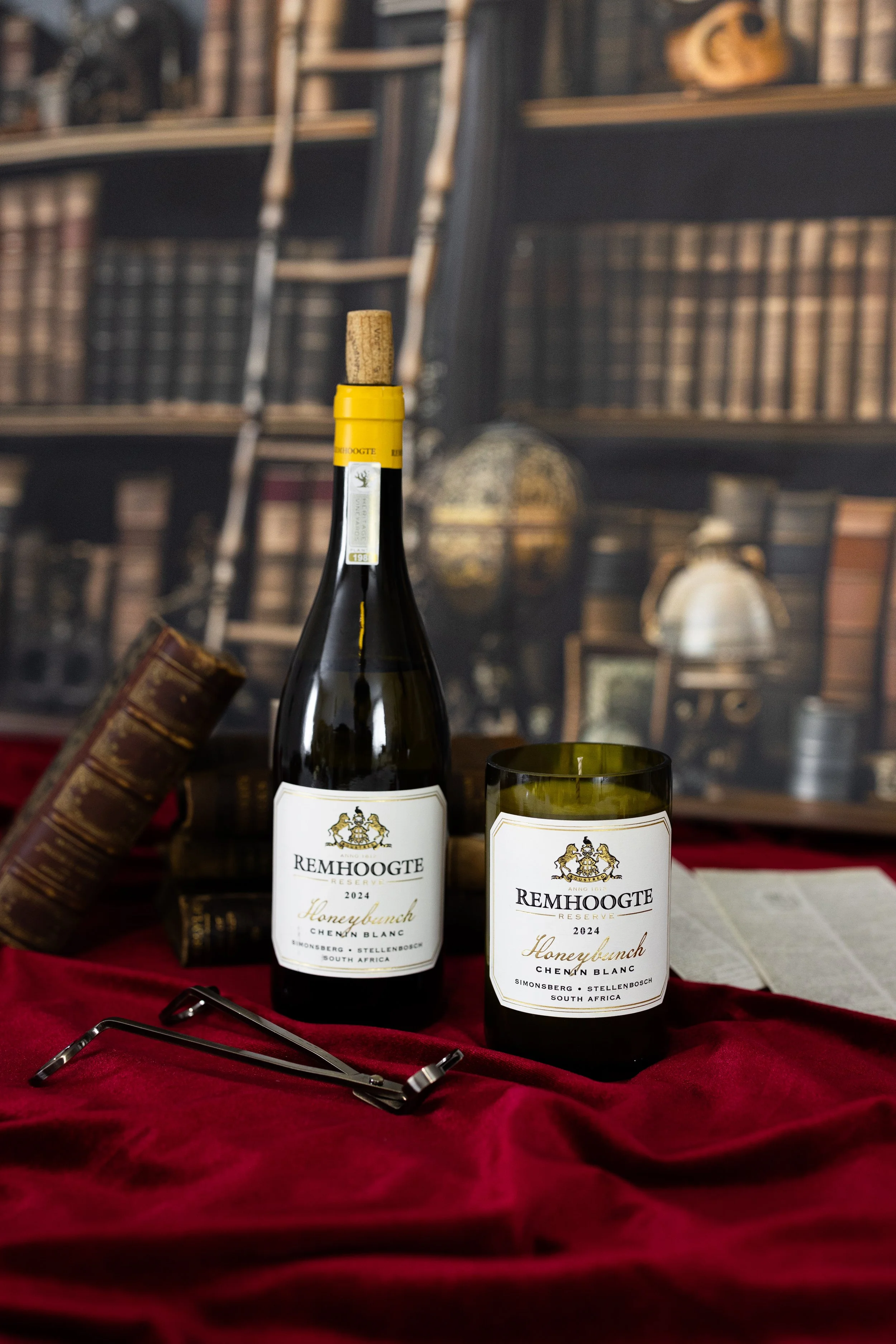 The Bee's Knees, Rem