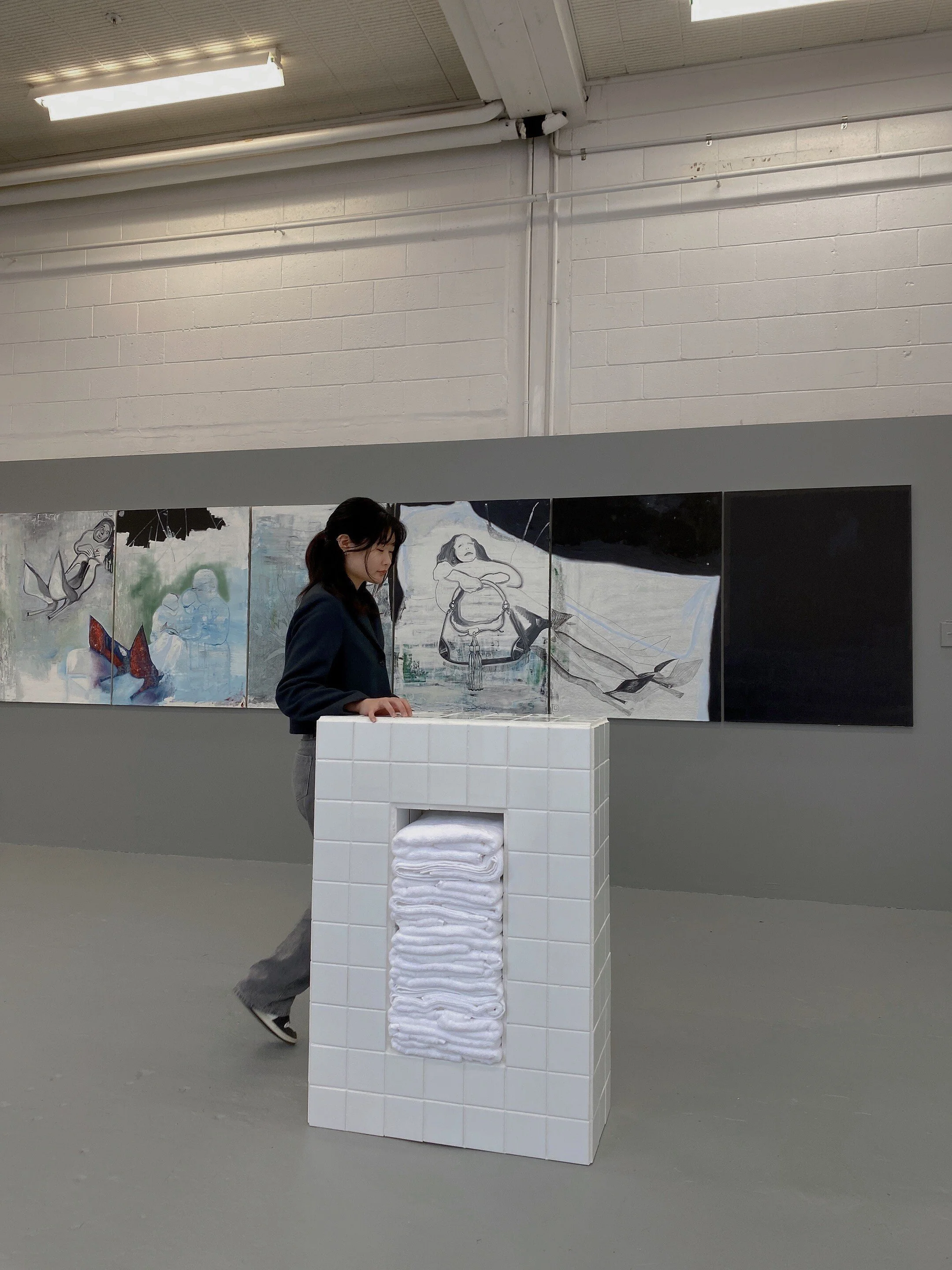 Doyoung Koh is a Kiwi–Korean sculptor whose practice explores the metaphysical and philosophical ideas of memory, nostalgia, and loss.