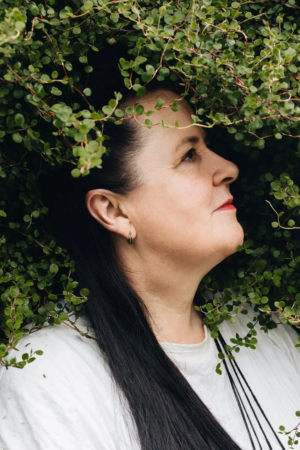 Ann Shelton identifies as queer. Her work engages questions around the disciplined body and how that discipline plays out through gender, sexuality and most recently in relation to plants and their impacts on the body.