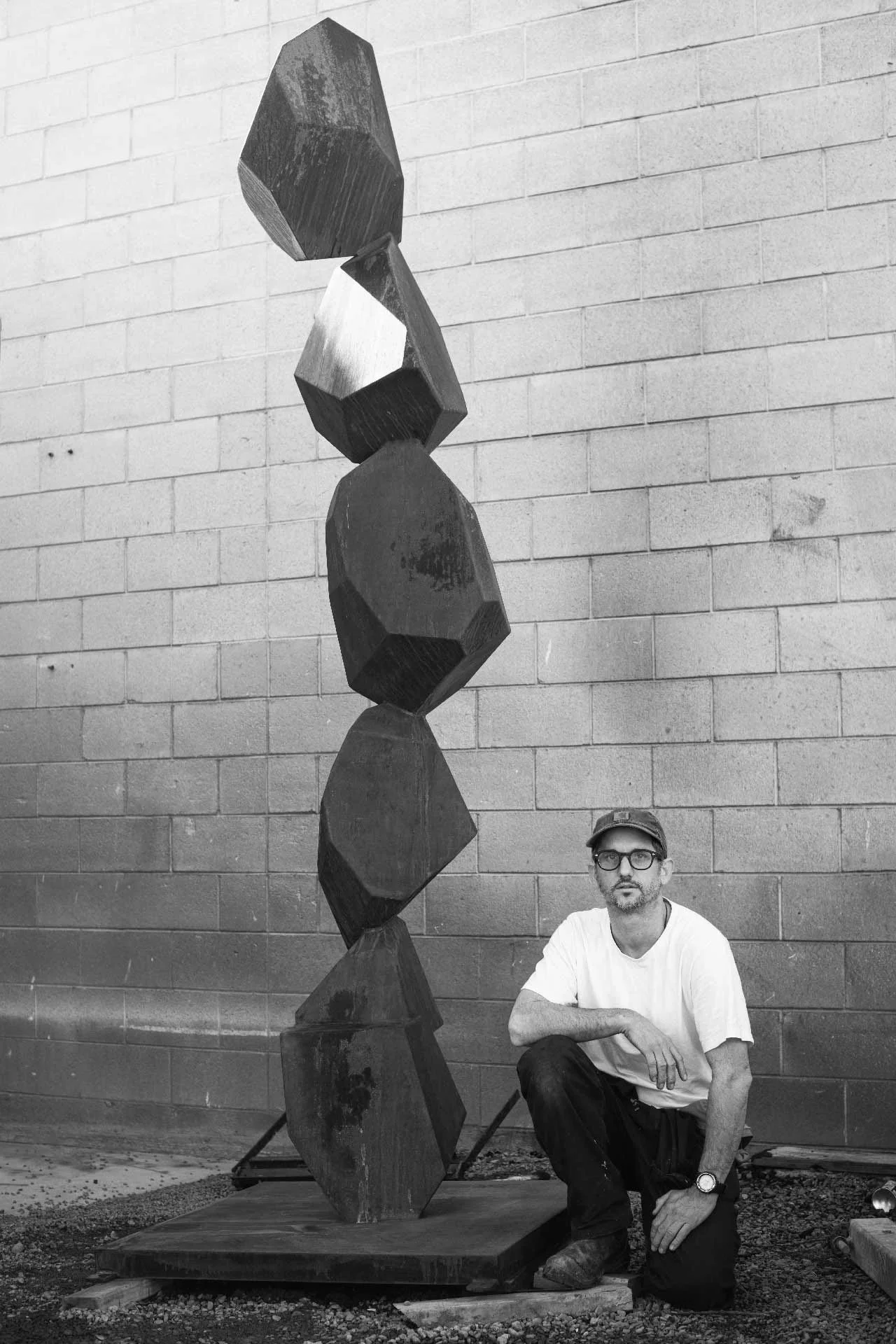 Ben Pearce completed a Bachelor of Fine Arts majoring in Sculpture at Wanganui Quay School of Fine Arts in 2003.