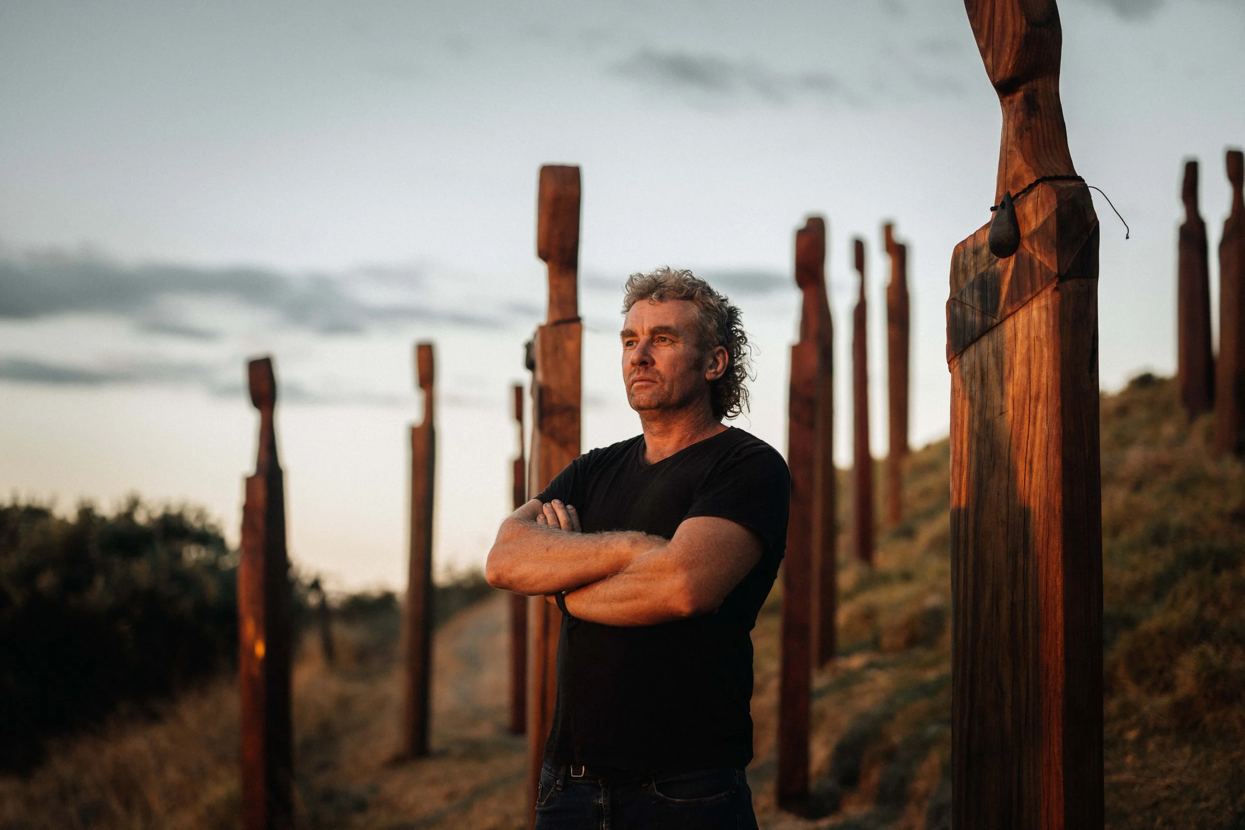 Anton Forde (Taranaki, Gaeltacht, Gaelic, English) is widely celebrated both locally and internationally for his esteemed sculptural practice, which explores whakapapa, wairua, and our profound connection to the natural world.