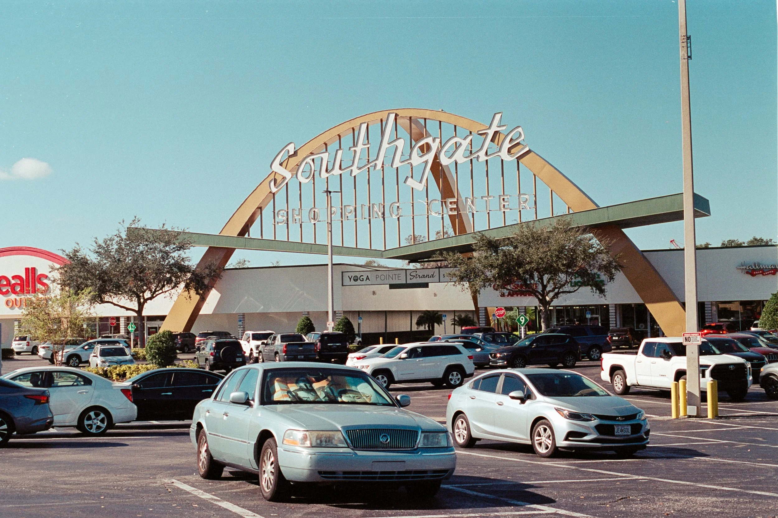 P400_FloridaBDay_12-15-2022_1+ (7).jpg