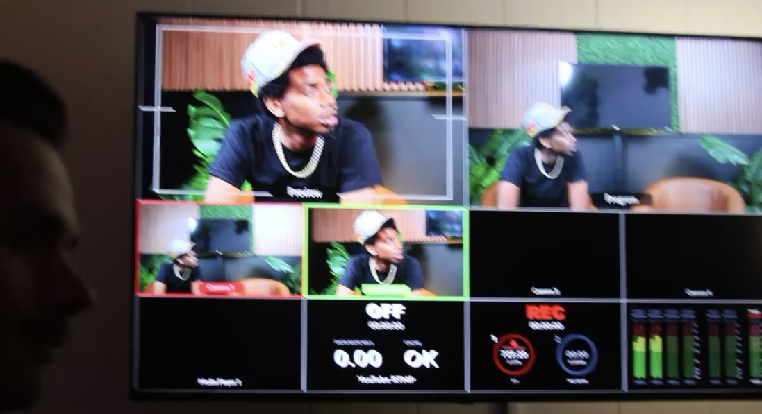 View recent photos.png