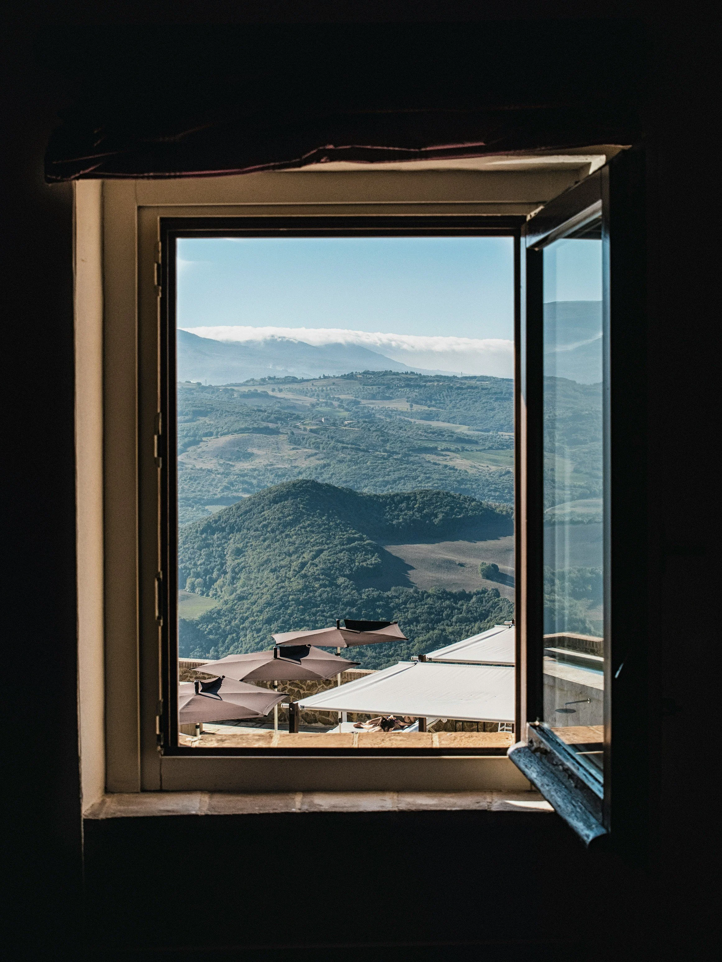 Navigating uncertainty and misinformation: how to think clearly when everything feels unstable