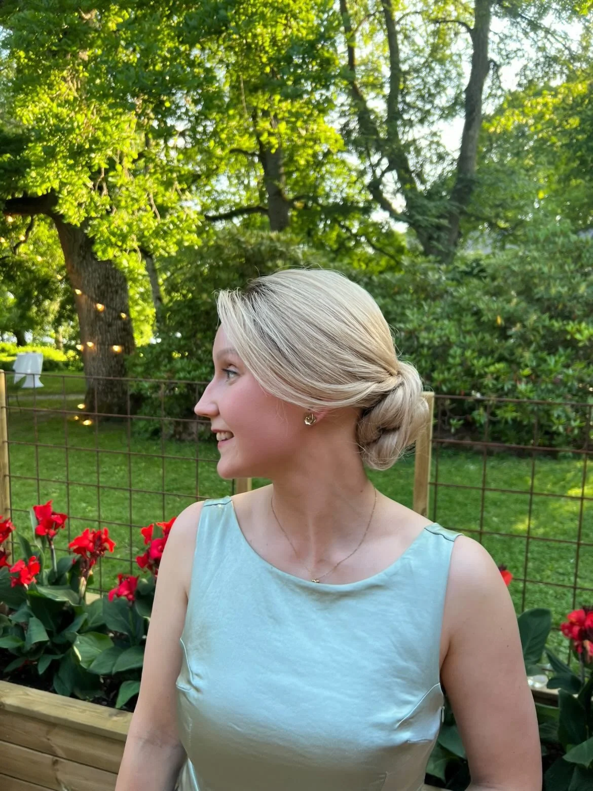 Woman wearing a natural human hair wig Blonde