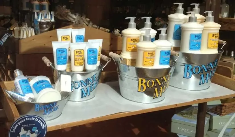 LOccitane-Metallic-laundry-bucket-cprs-.jpg.webp