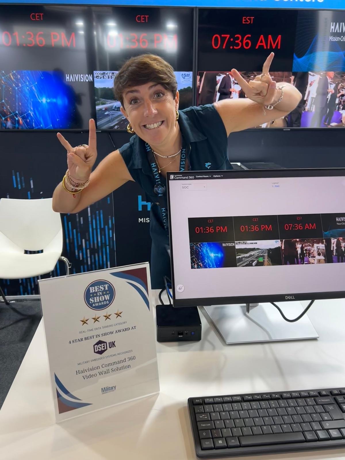 Valérie Dekeyser/Pluenn Studio - Organisation des salons dans les moindre détails, de façon professionnelle et toujours avec le sourire.