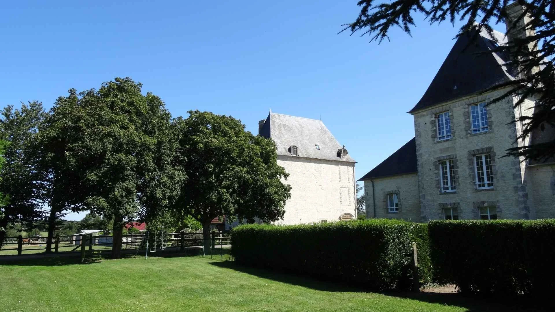 Château Turgot — Gîte de groupe 30 personnes, 12 chambres, Calvados (Normandie)