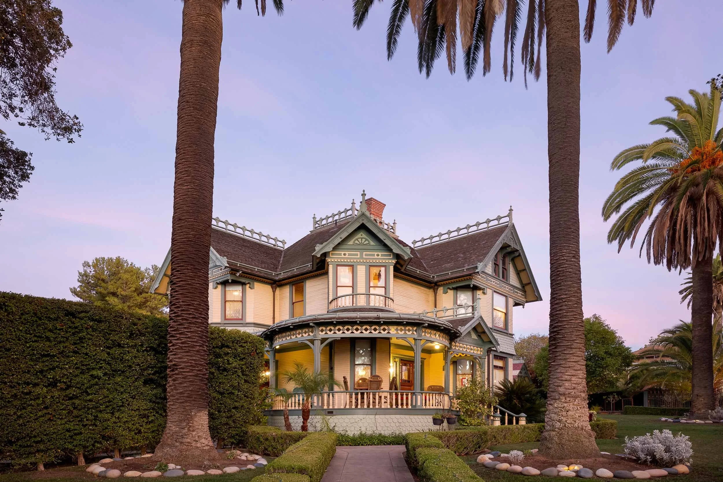 700 S Juniper St - architecture photographer-1.jpg