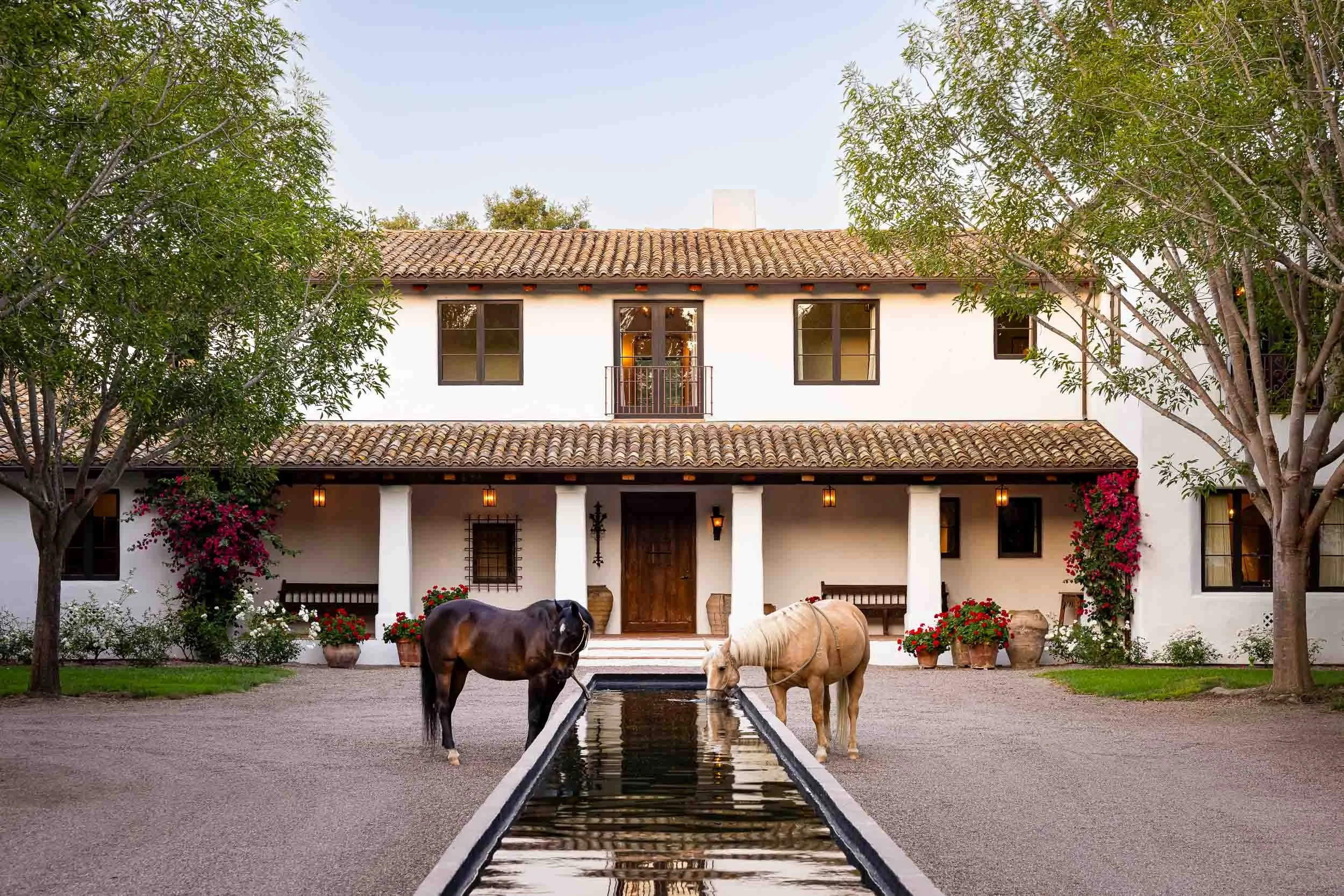 16401 Calle Feliz - architecture photographer-1.jpg