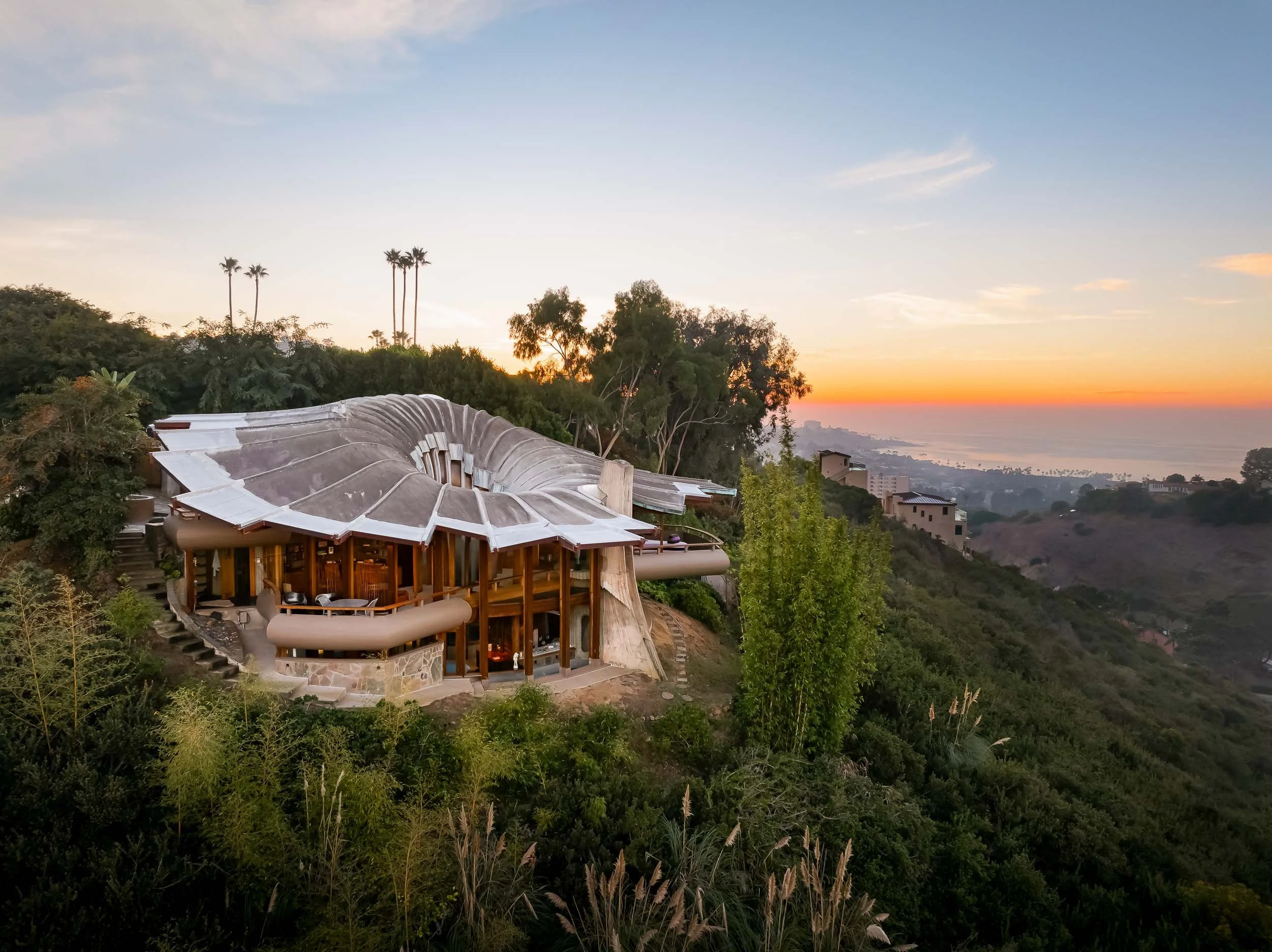 Ken Kellog Lotus House - ollie paterson-1.jpg