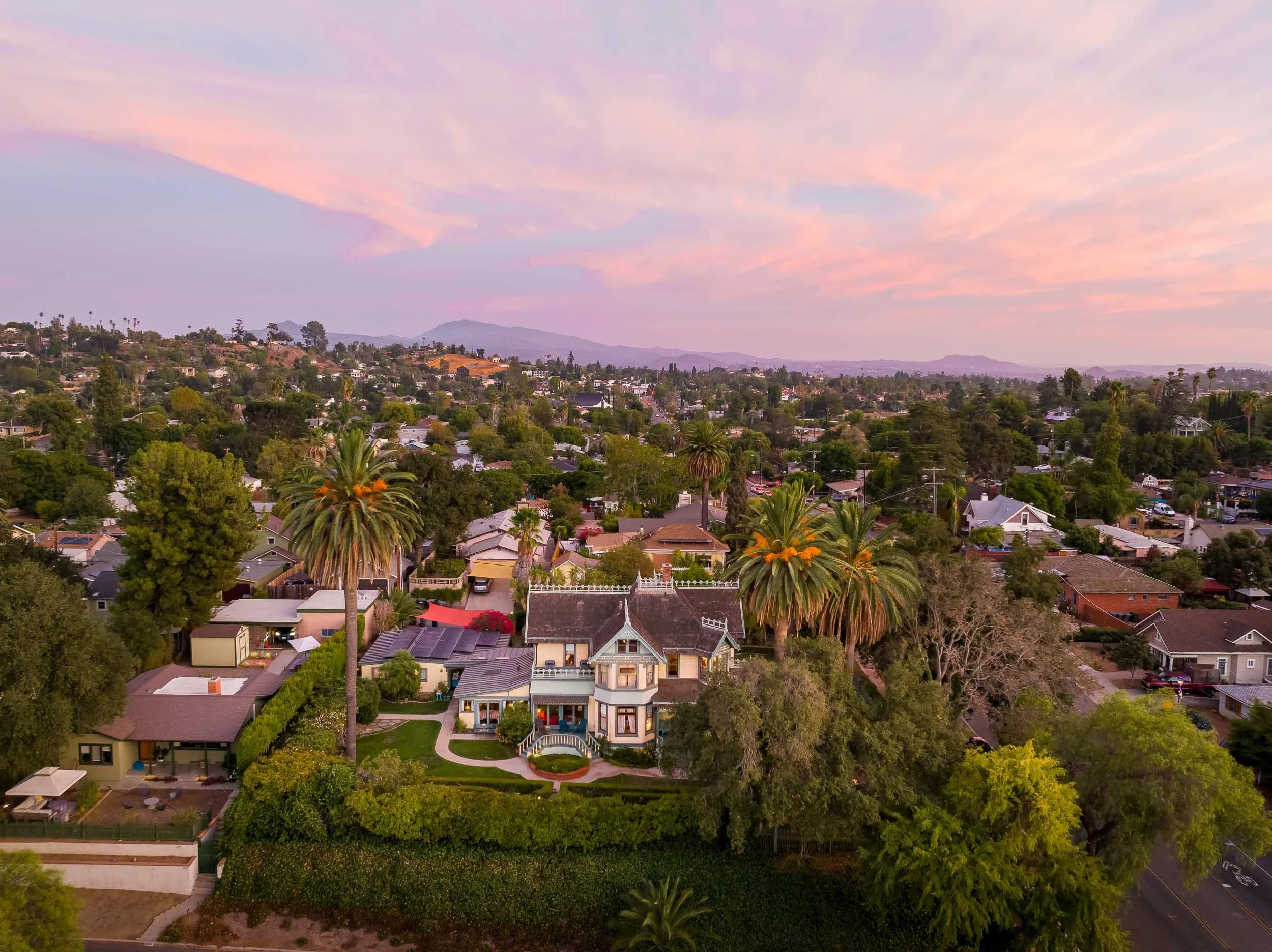 700 S Juniper St - architecture photographer-10.jpg