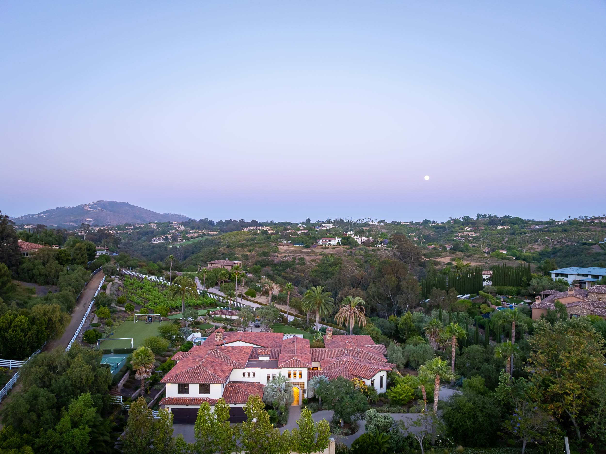 3350 Wildflower Valley Dr - real estate photographer-14.jpg