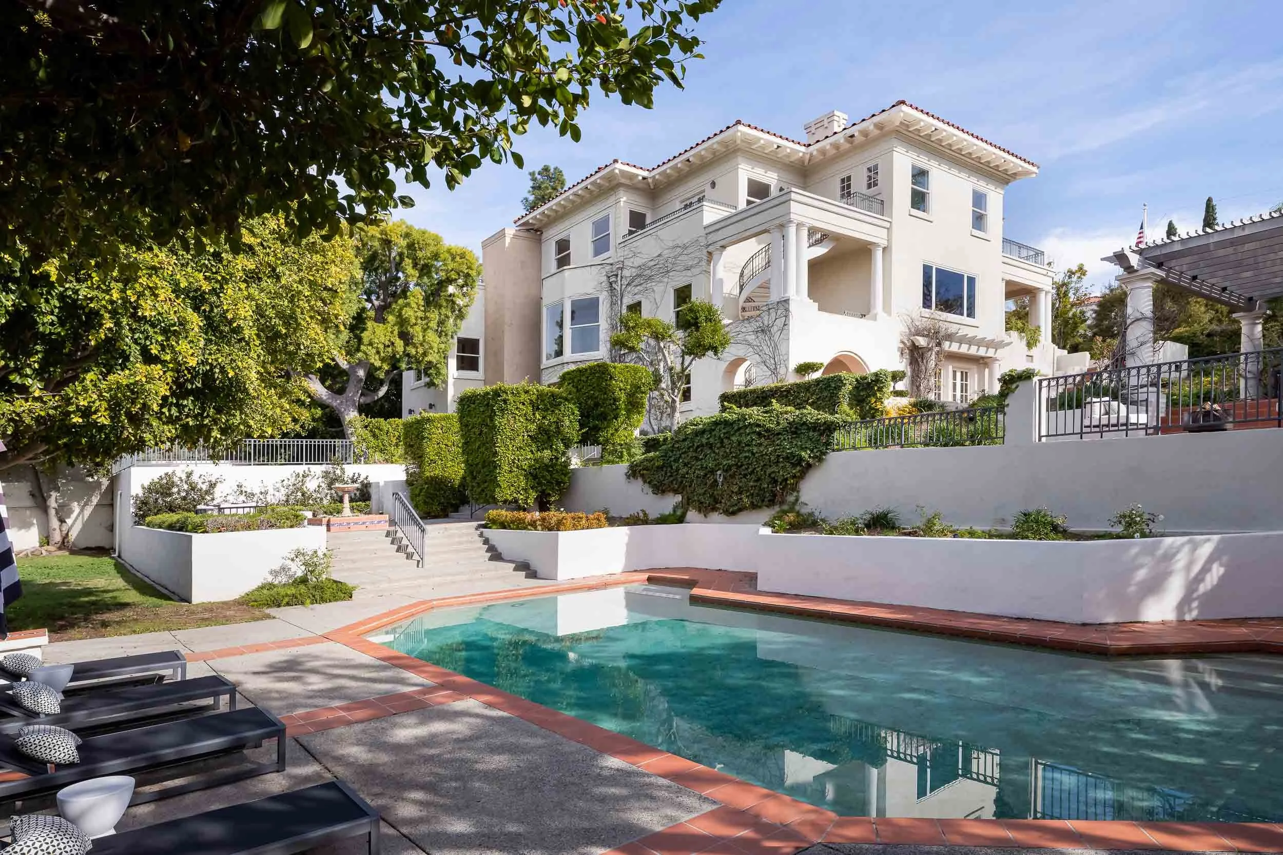 Edward Alling Residence