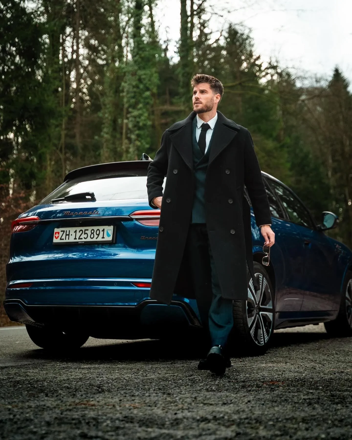 With our international team of creators and fifteen years of experience, we combine creative thinking with a systematic approach. Send us a message for more information.

📸 @artonbusiness / @kevinlutolf 

#FerdascoStudio