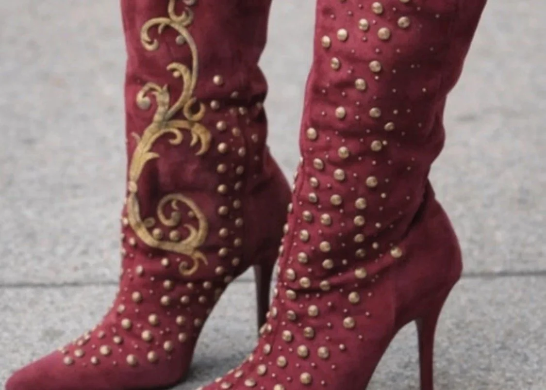 Stunning ♥️ handmade knee high boots