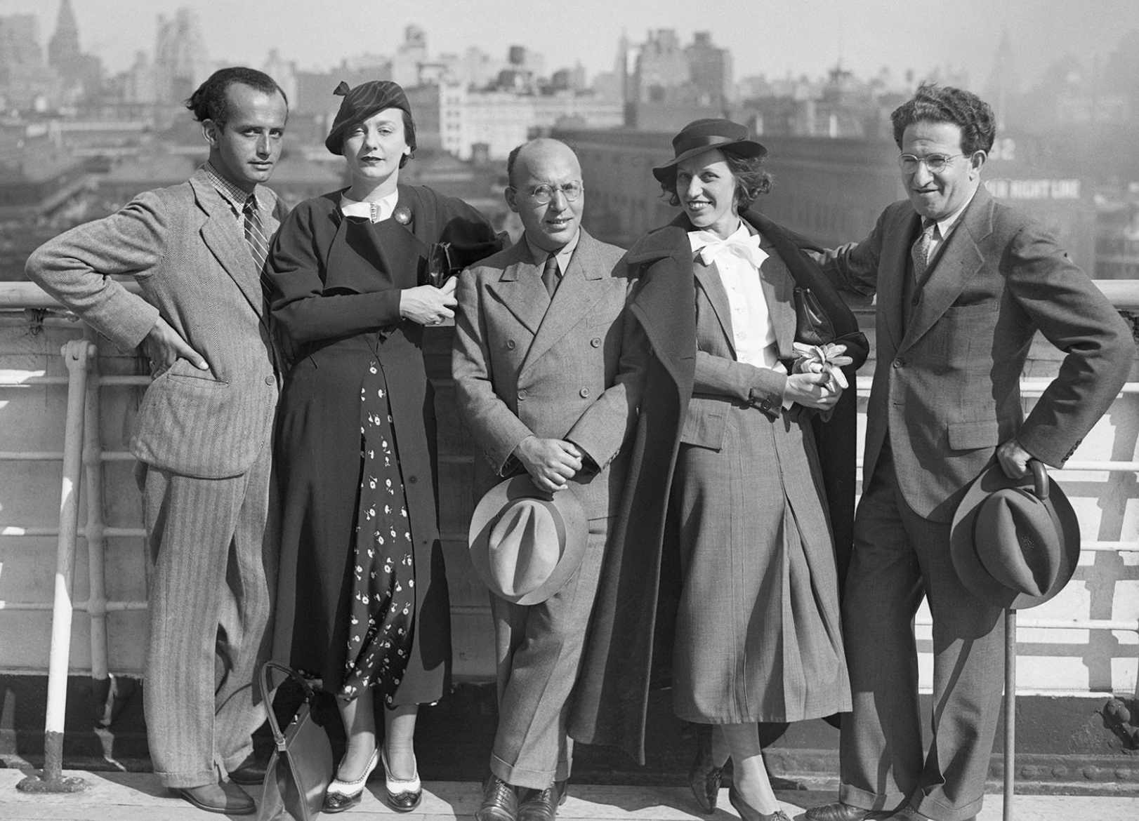 The von Mendelssohn siblings, Kurt Weill, Lotte Lenya and