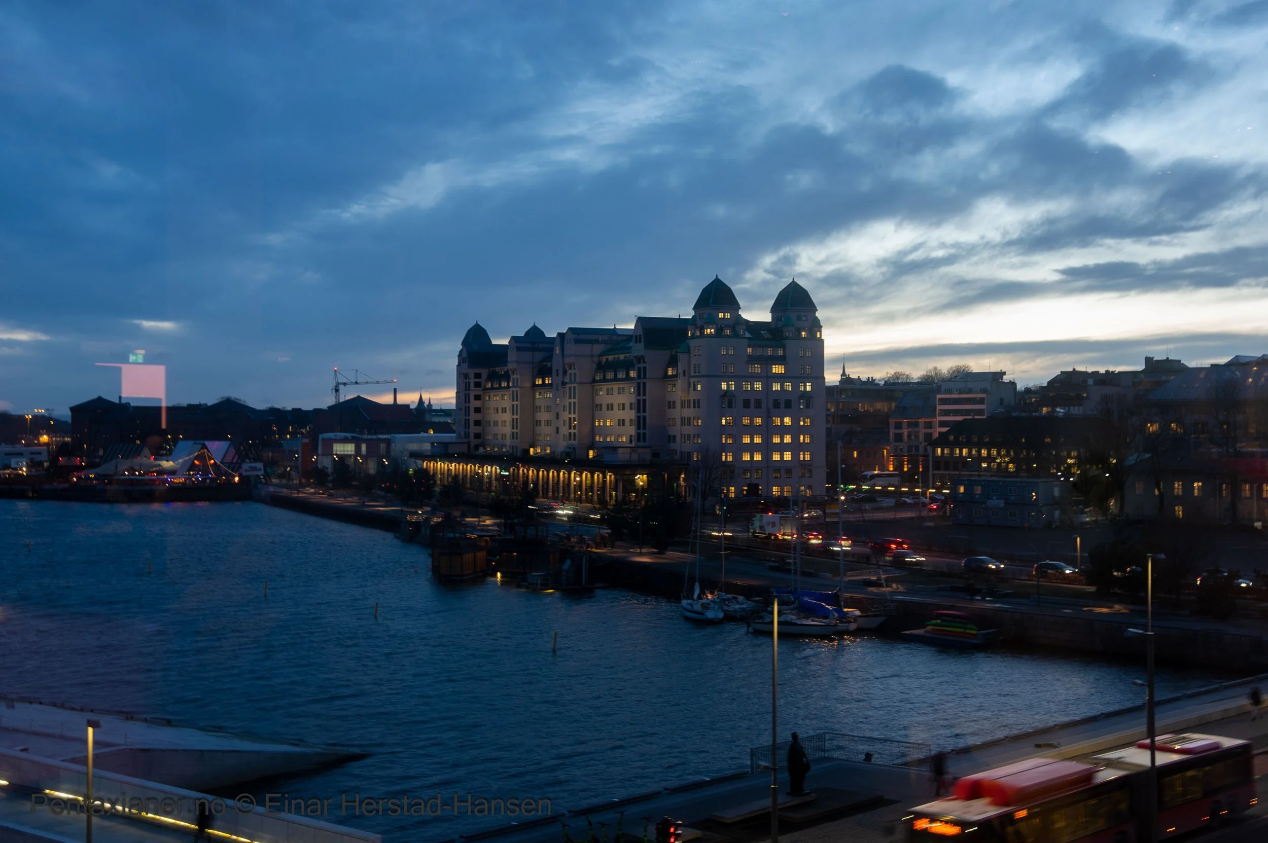 The old storage building that was used to storing goods that was transported to Oslo by boat back in the days. 