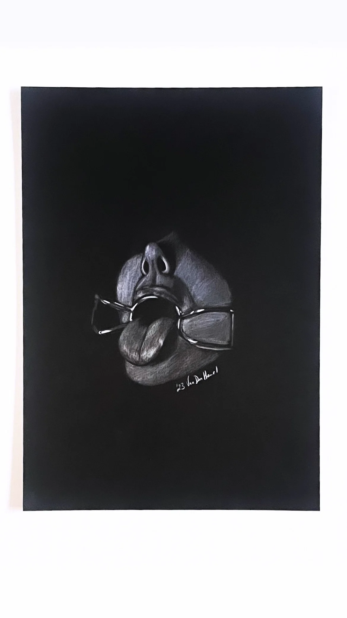 Lotte Van Den Heuvel - Mostly feminine paintings. Freedom and body positivity; and more kink related art