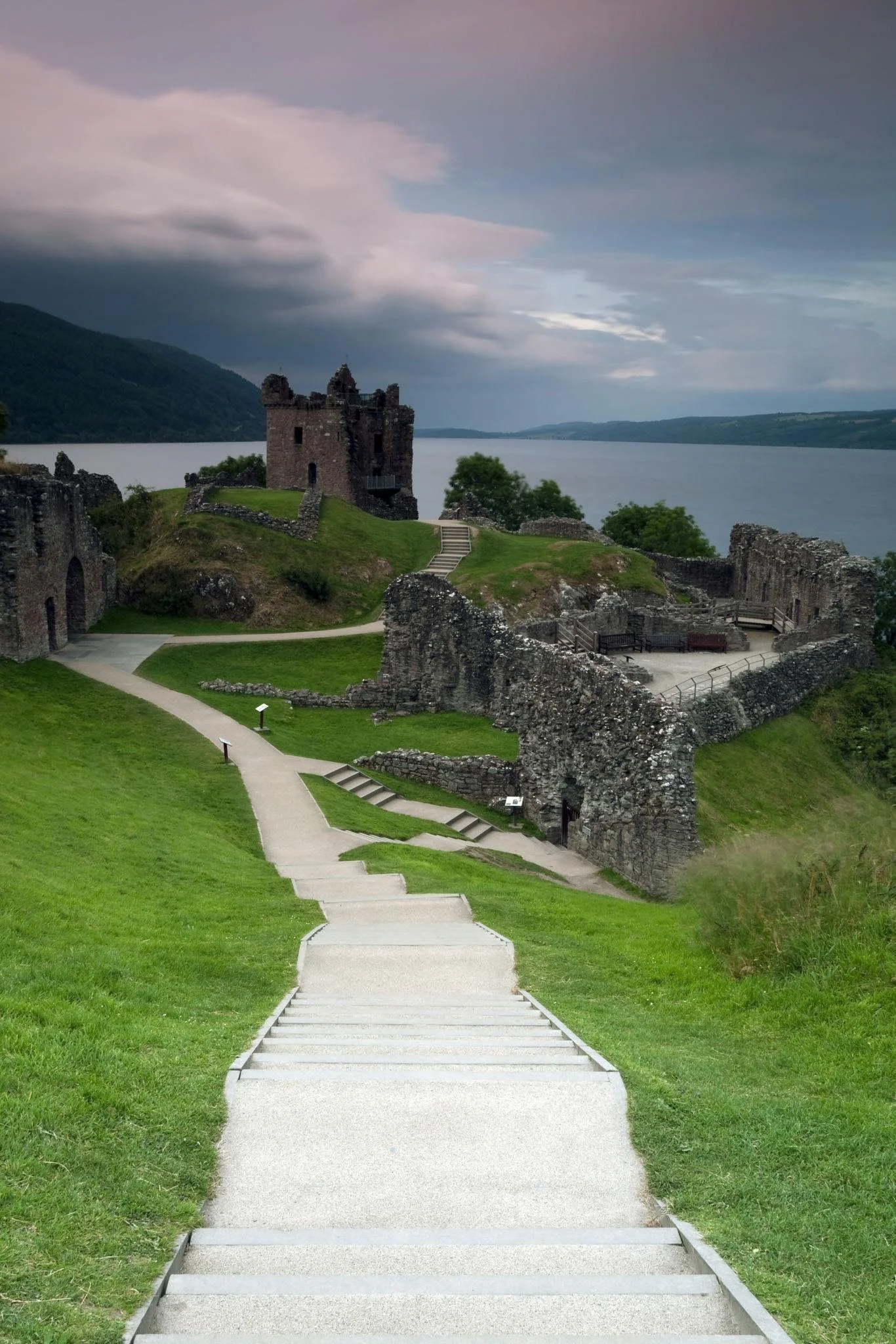 Urquhart Castle.jpeg
