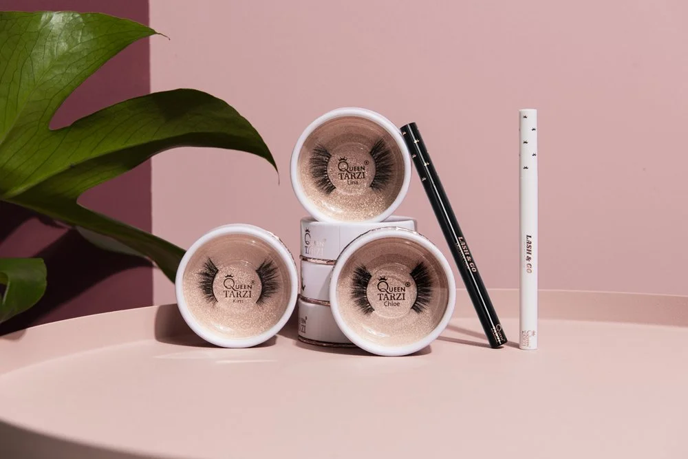 QueenTarzi-producten-sfeerbeeld_lashes&glueliners.jpg