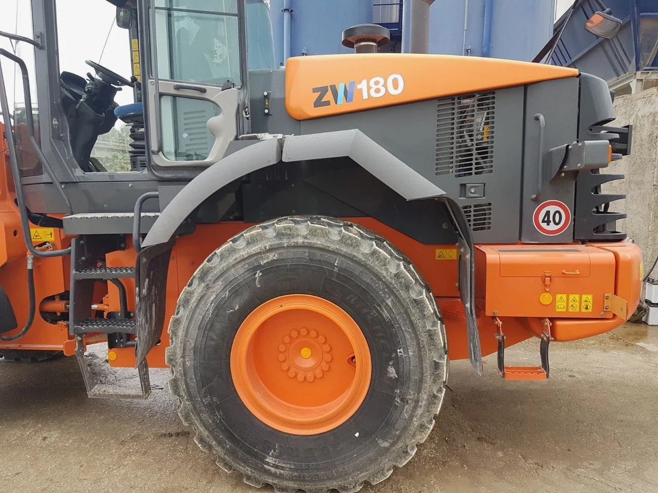 ZW180 10.jpg