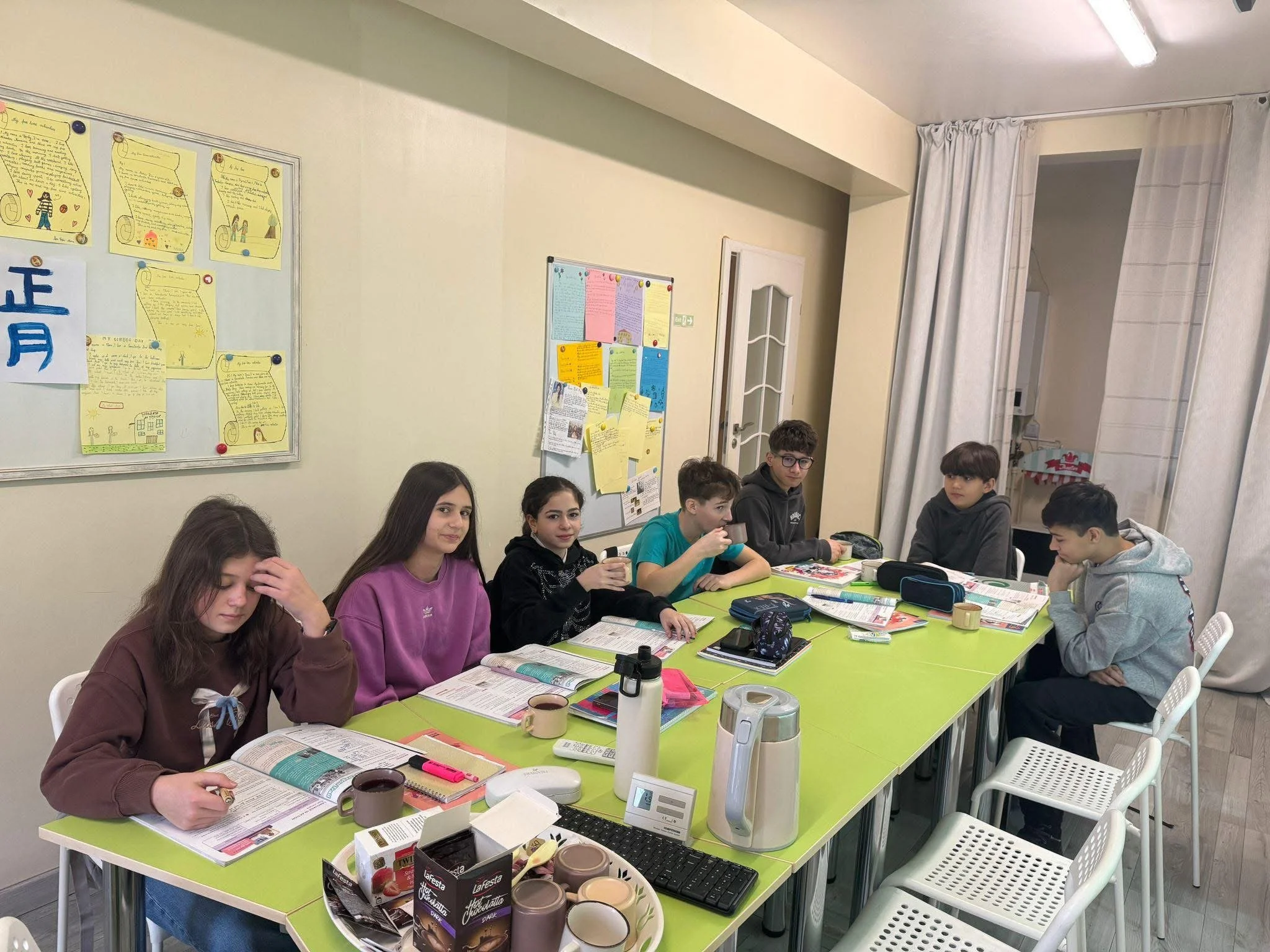 Curs de limbi străine pentru adolescenți