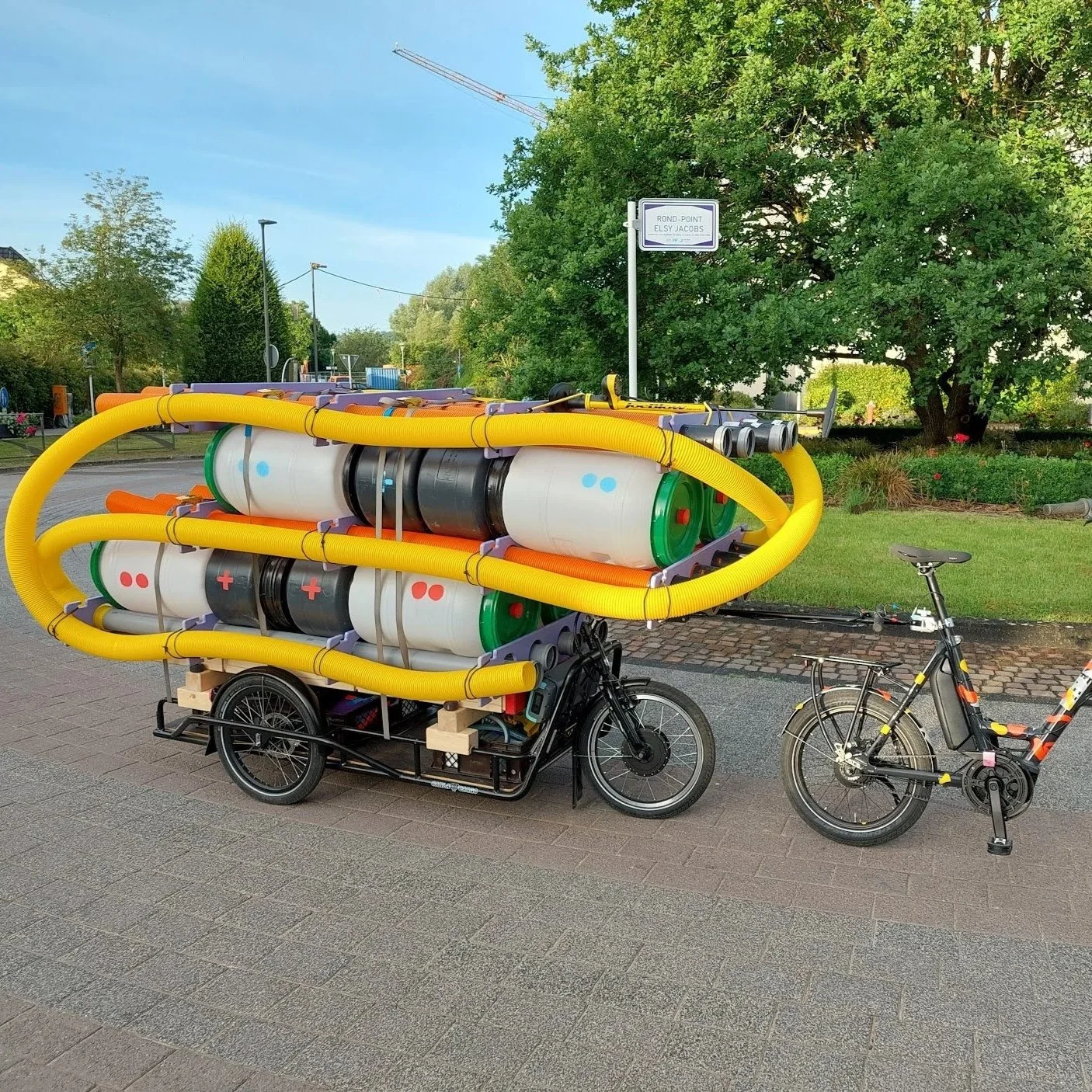 KopLaachbus – Interaktive Schulperformance