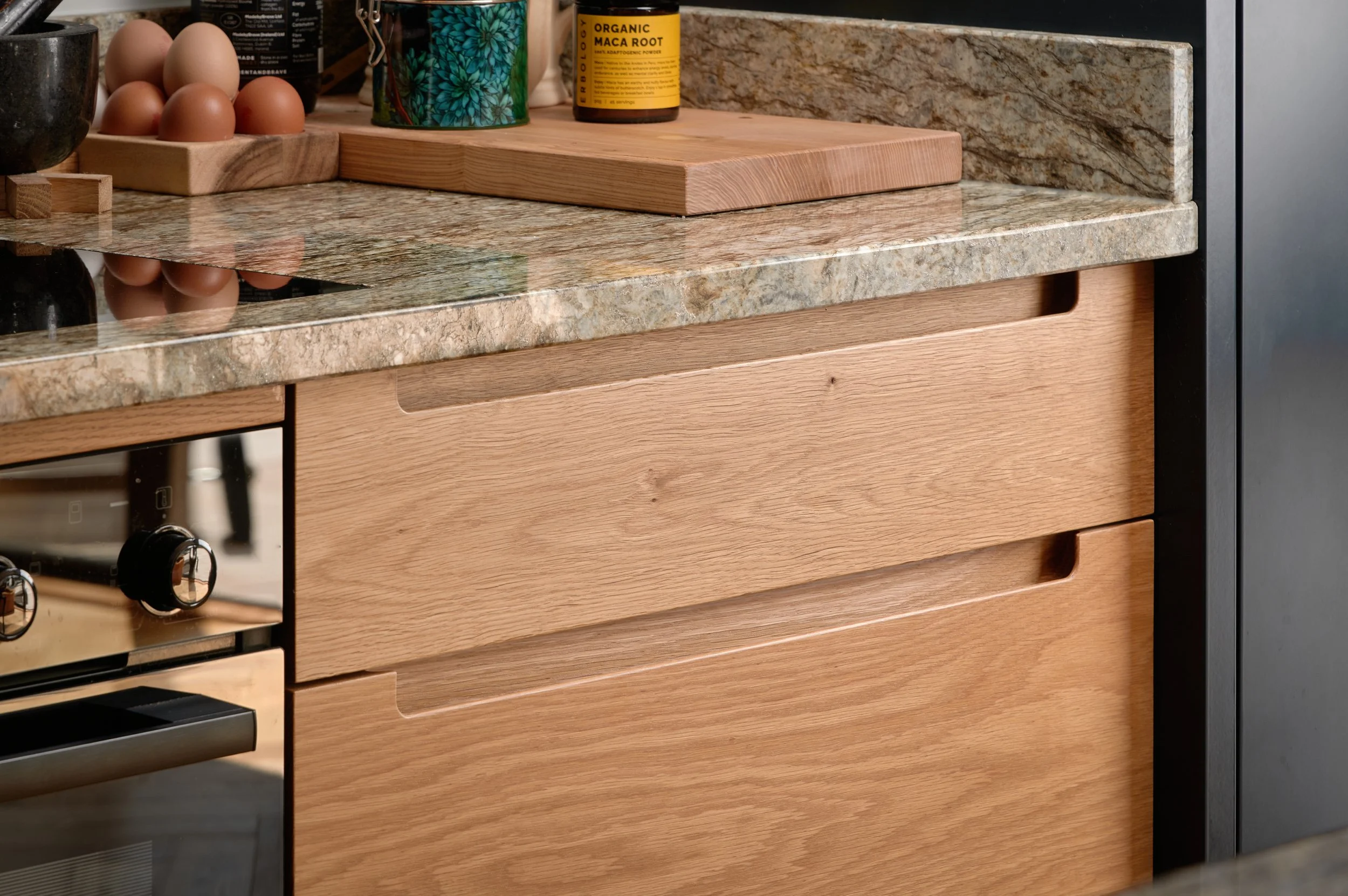 Hampshire-Petersfield-Timber-Painted-Kitchen-00019.jpg