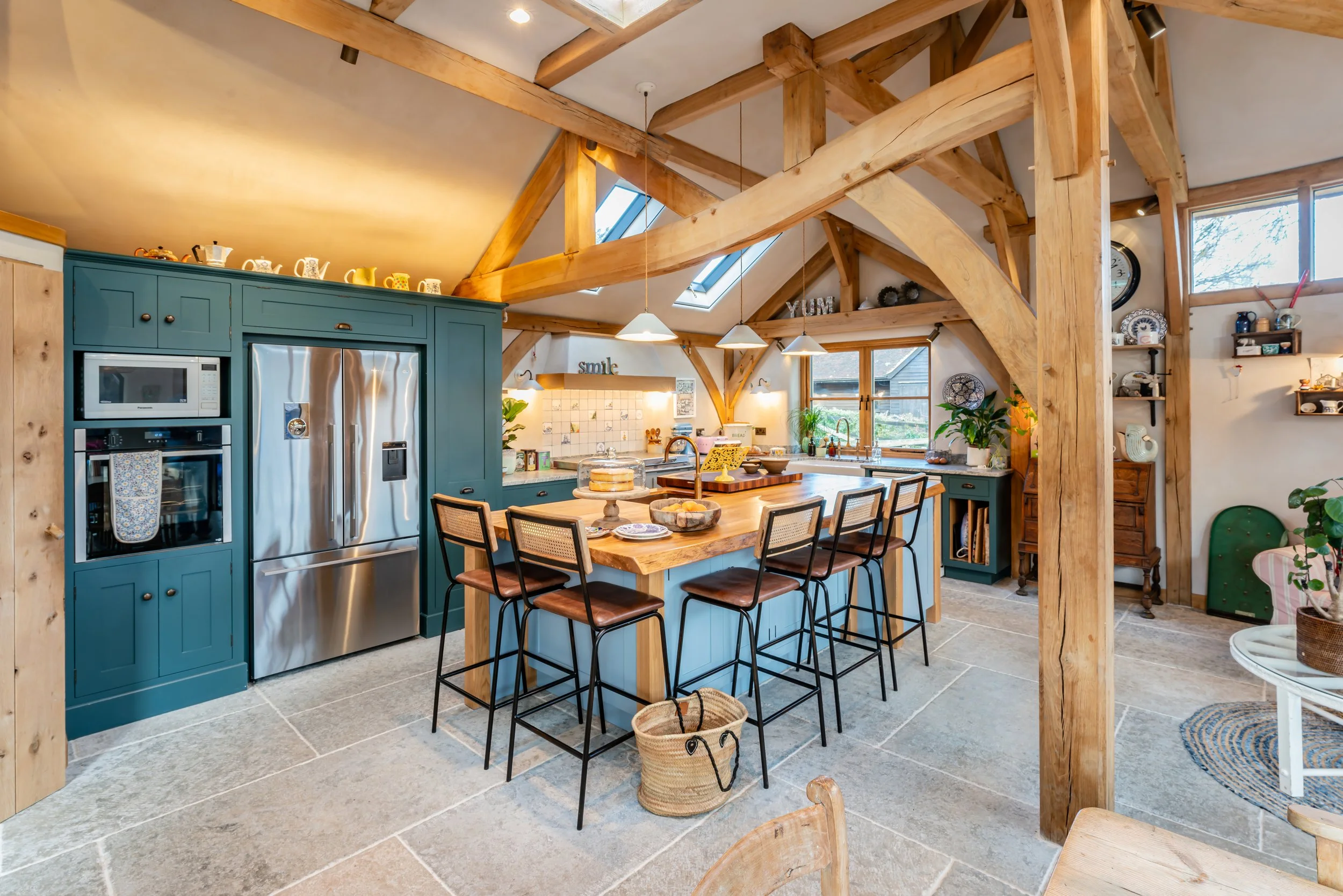 Rich rustic family kitchen