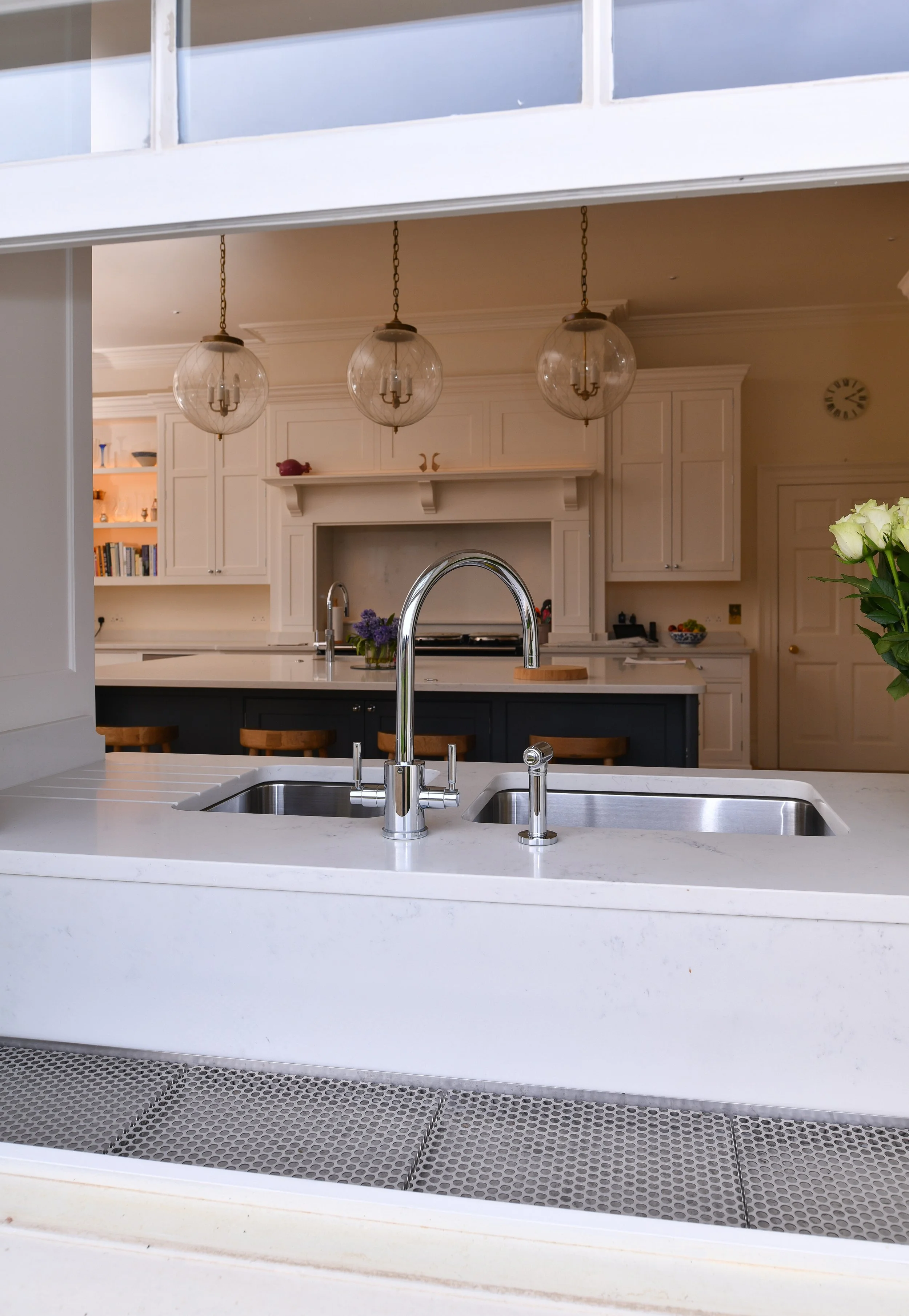 Hampshire-Andover-Painted-Kitchen-00042.jpg