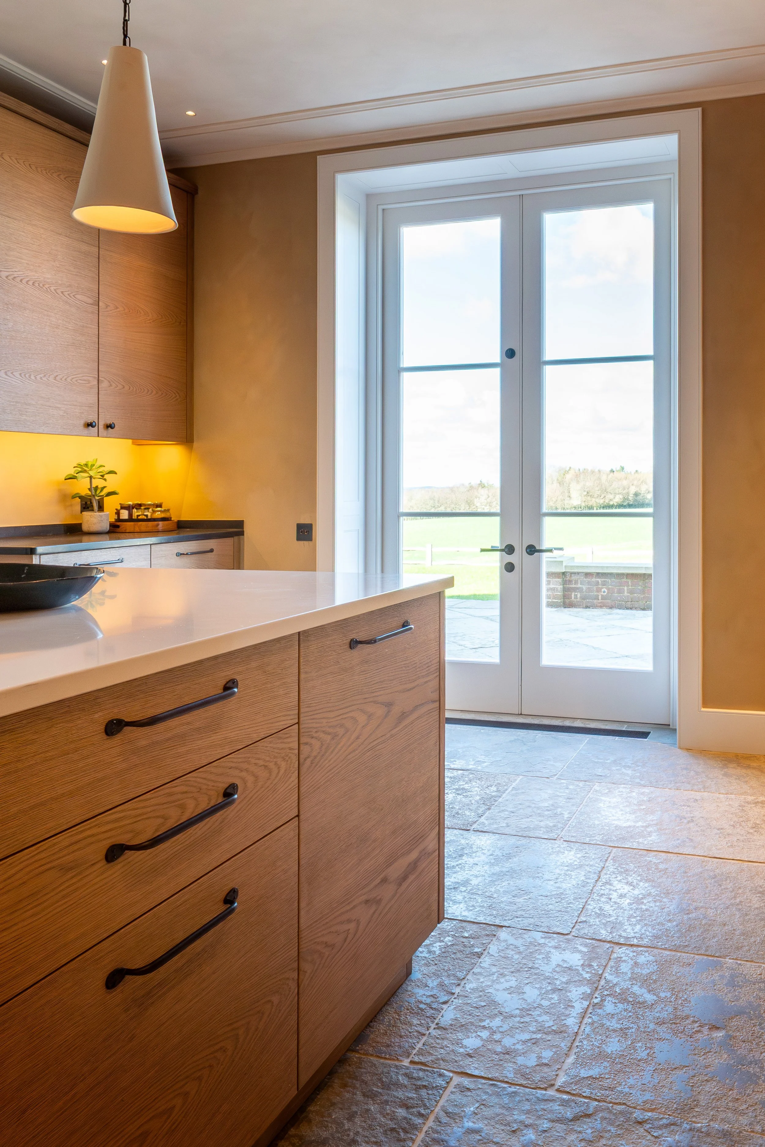 Hampshire-Oak-Kitchen-Modern-Flat-Panels-00029.jpg