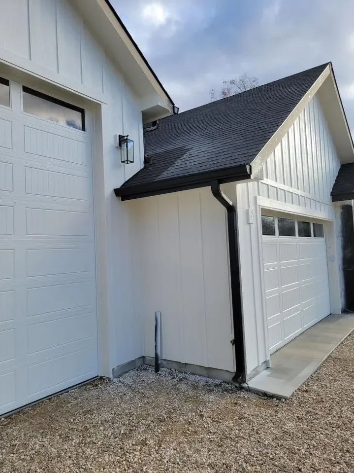 garage-with-rain-gutter.webp