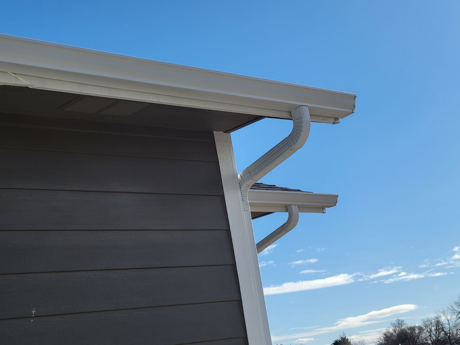 rain-gutter-corner.jpg