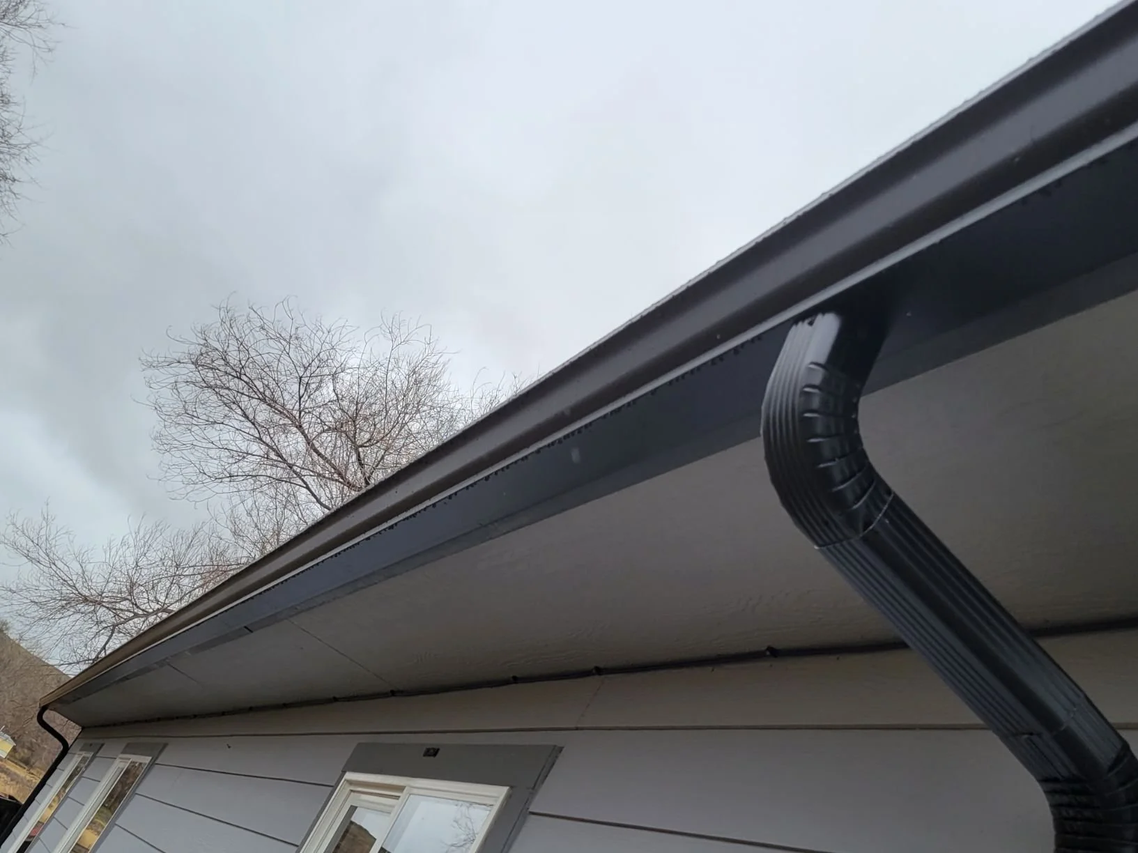 black-raingutter-02.jpg