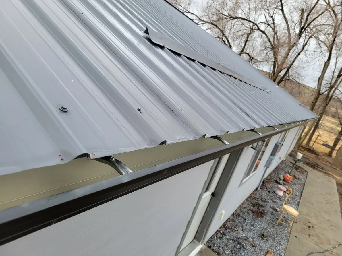 metal-roof-gutter.jpg