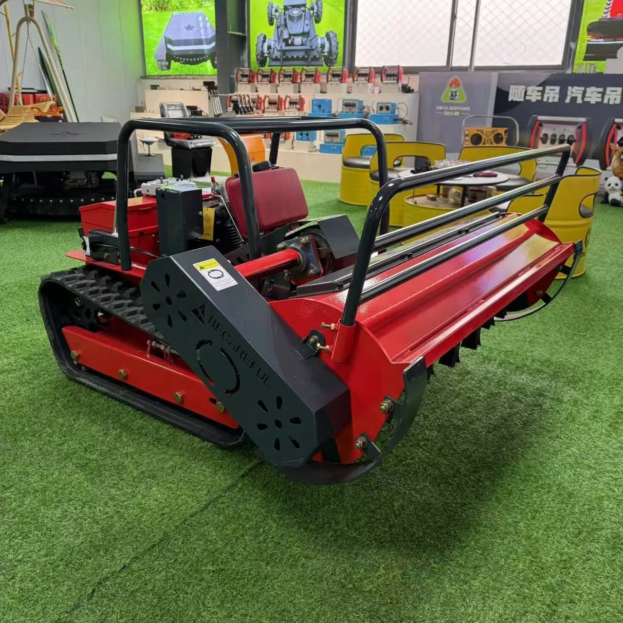 LD-800S - Crawler Mower - Landscaping Weeder