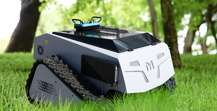 LD-550X - Self Charging - Crawler Mower - Landscaping Weeder